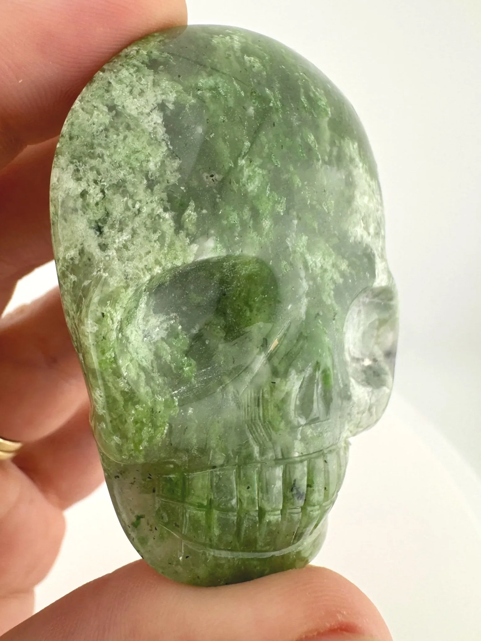 Leandro de Souza Chlorite Chalcedony Magical Child Palm Skull