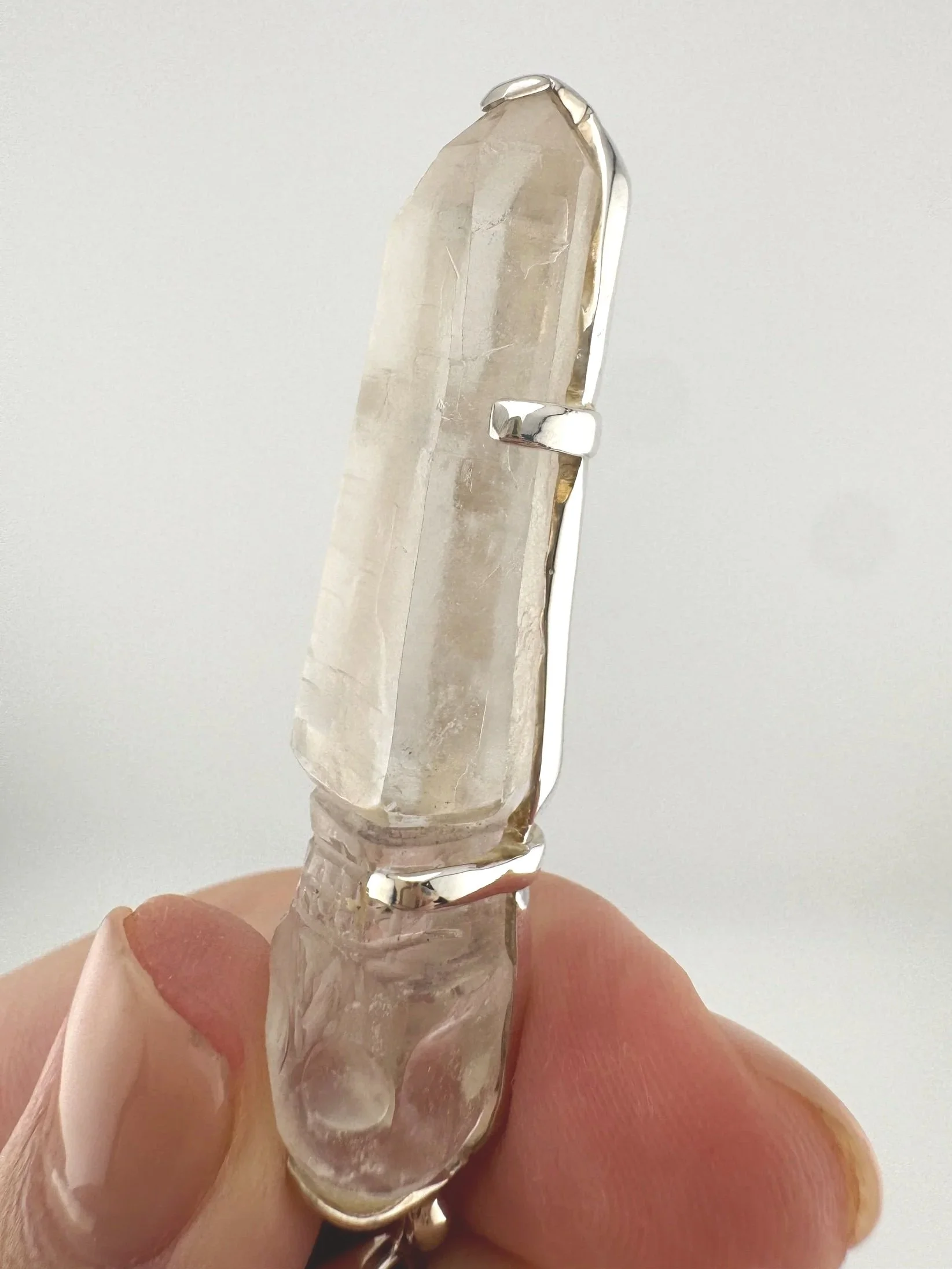 Leandro de Souza Cathedral Quartz Skull Pendant