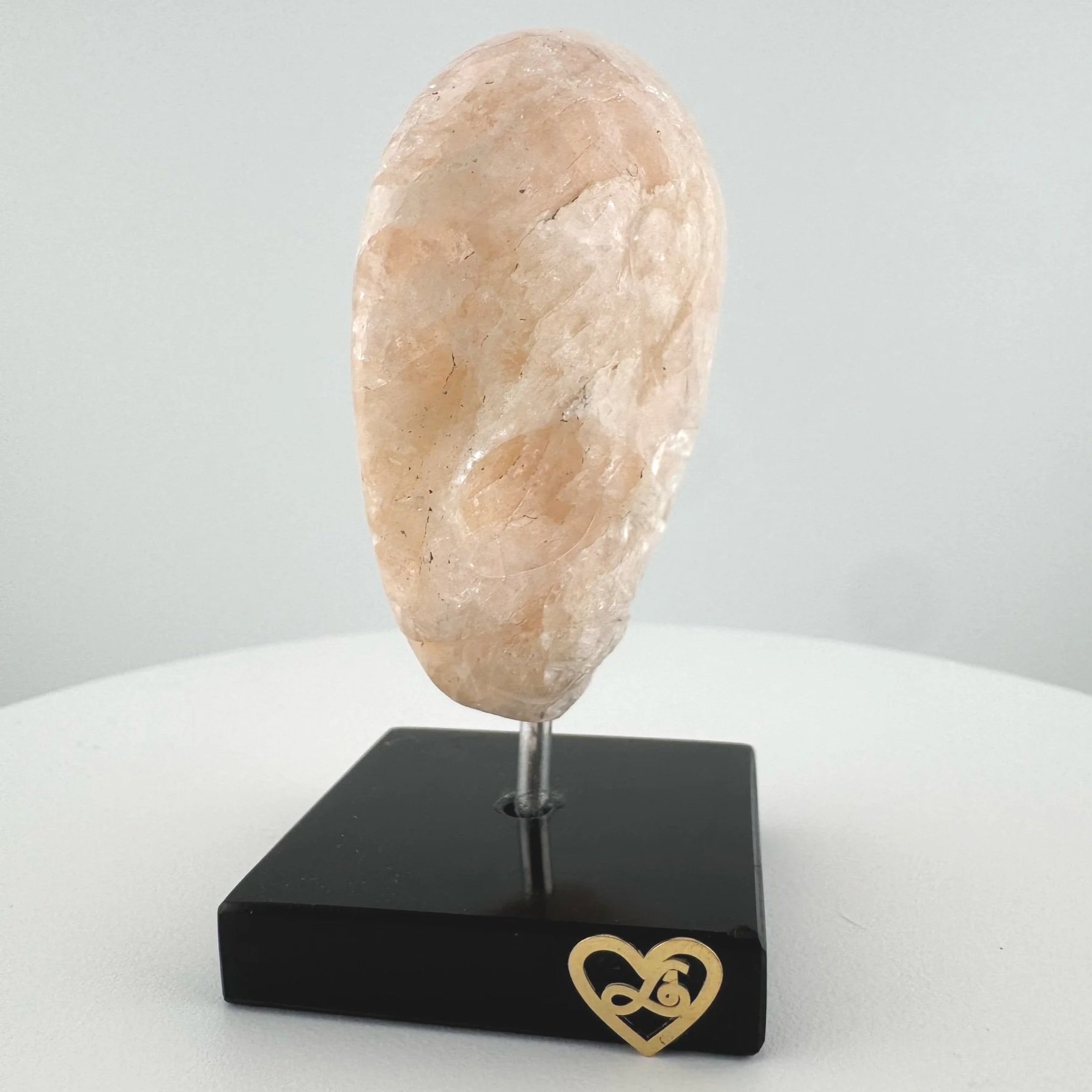 Leandro de Souza Morganite Magical Child Circle of Love Altar