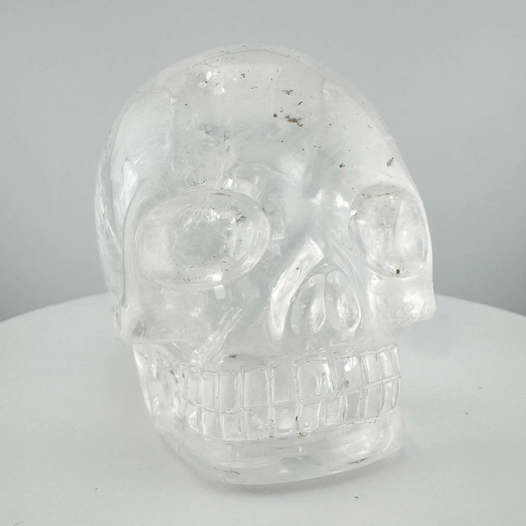 Leandro de Souza Rutile in Quartz Skull