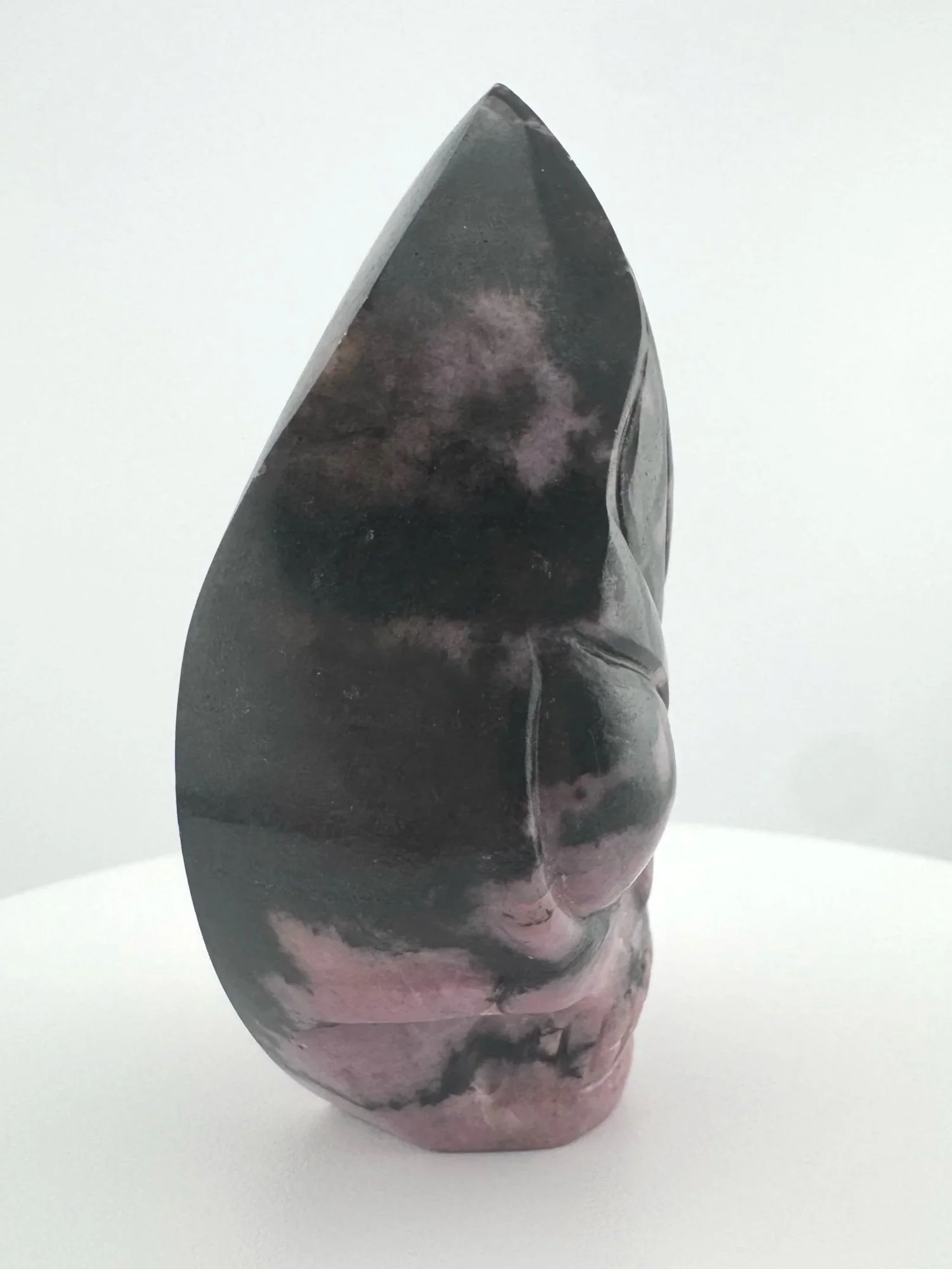 Leandro de Souza Rhodonite Flame Skull