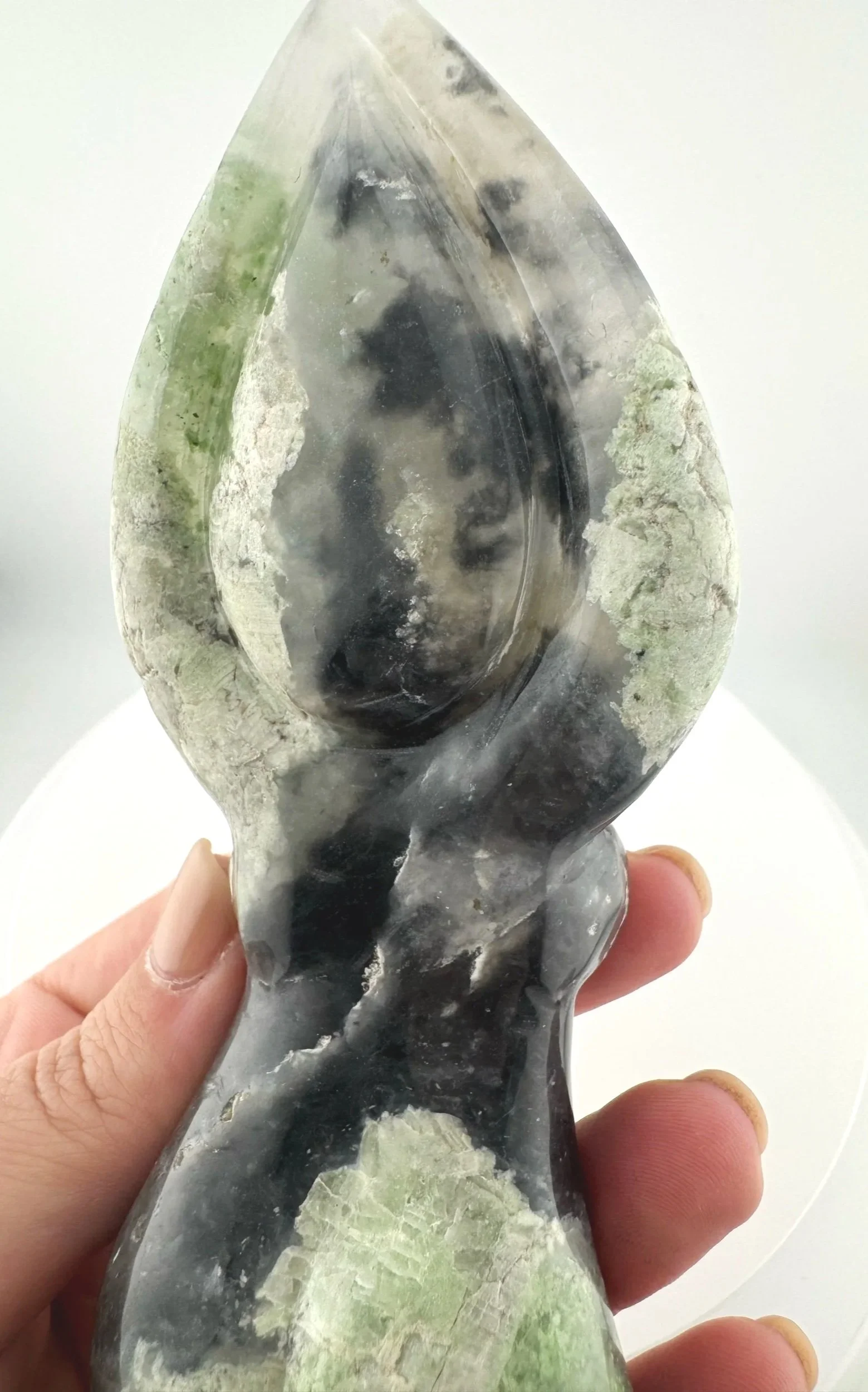 Leandro de Souza Chlorite Chalcedony Gaia Goddess