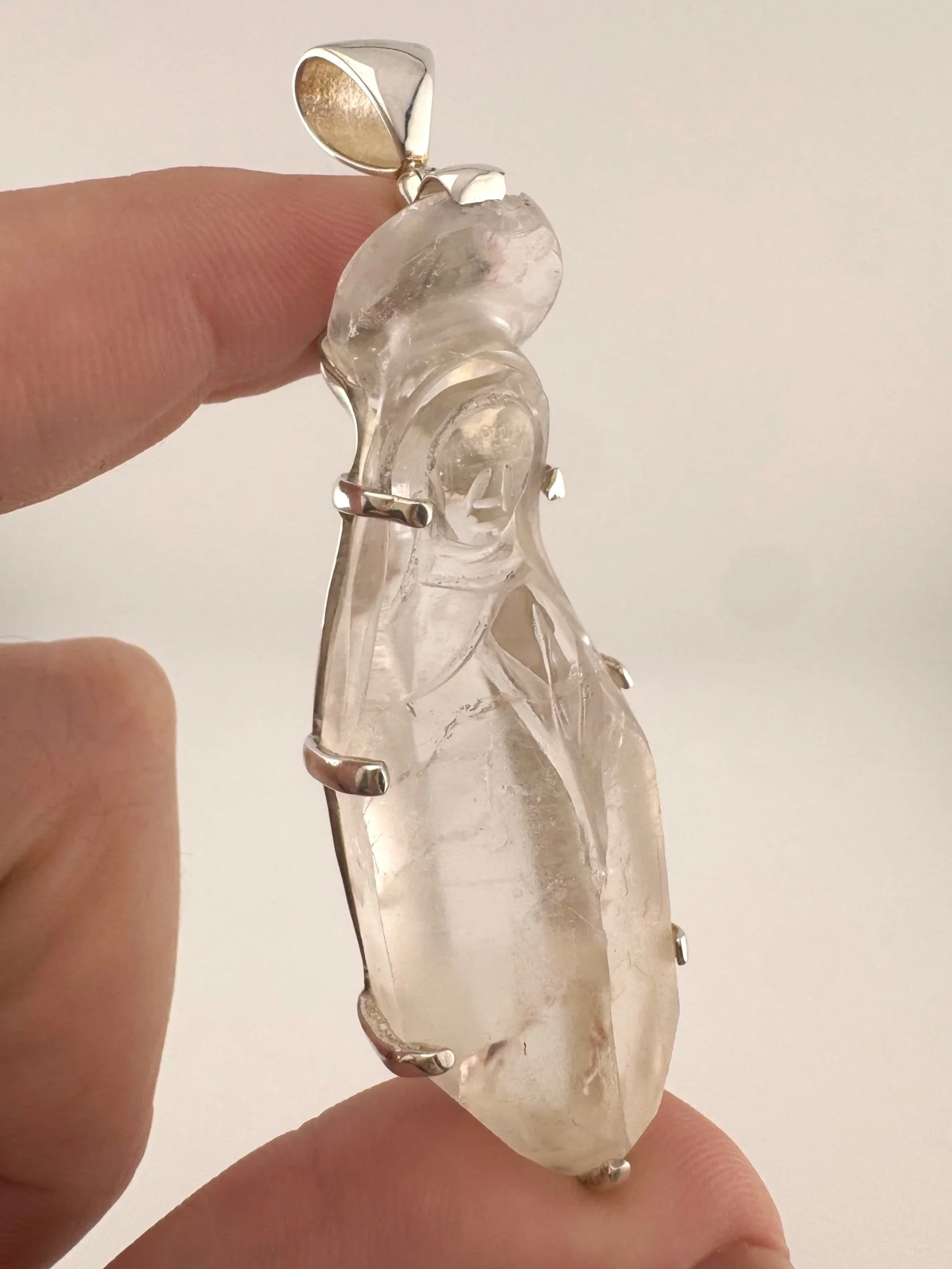 Leandro de Souza Cathedral Quartz Mother Mary Pendant