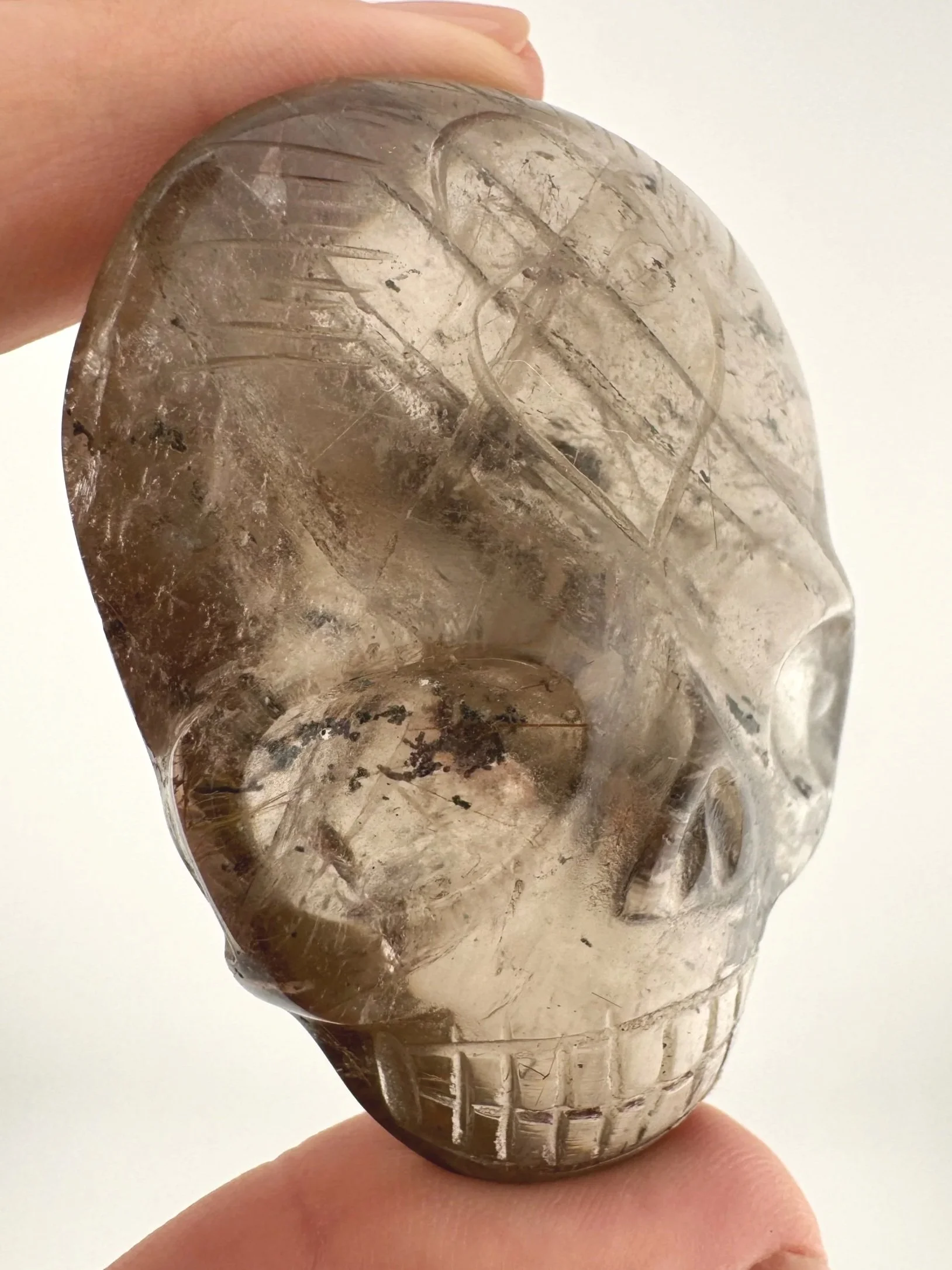 Leandro de Souza Smoky Garden Rutile Magical Child Palm Skull