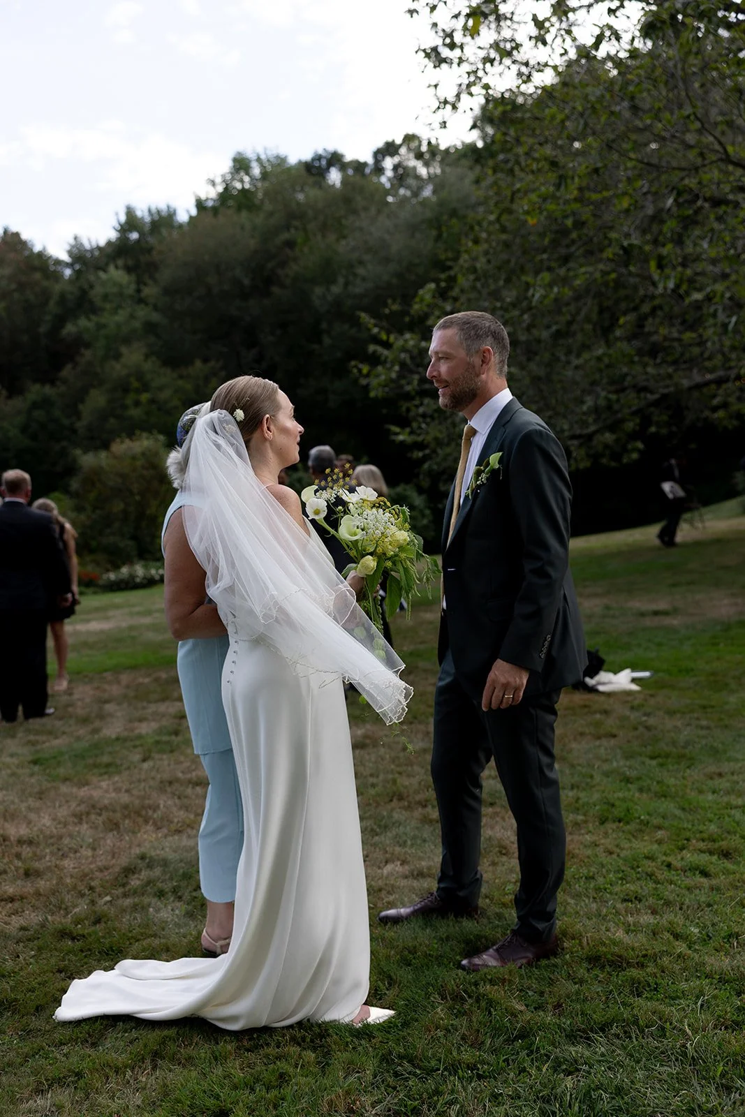 Rebecca-Josh-Concord-1038.jpg