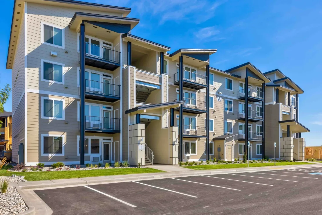 Rivers Edge CDA - 4-story Multifamily Apartments