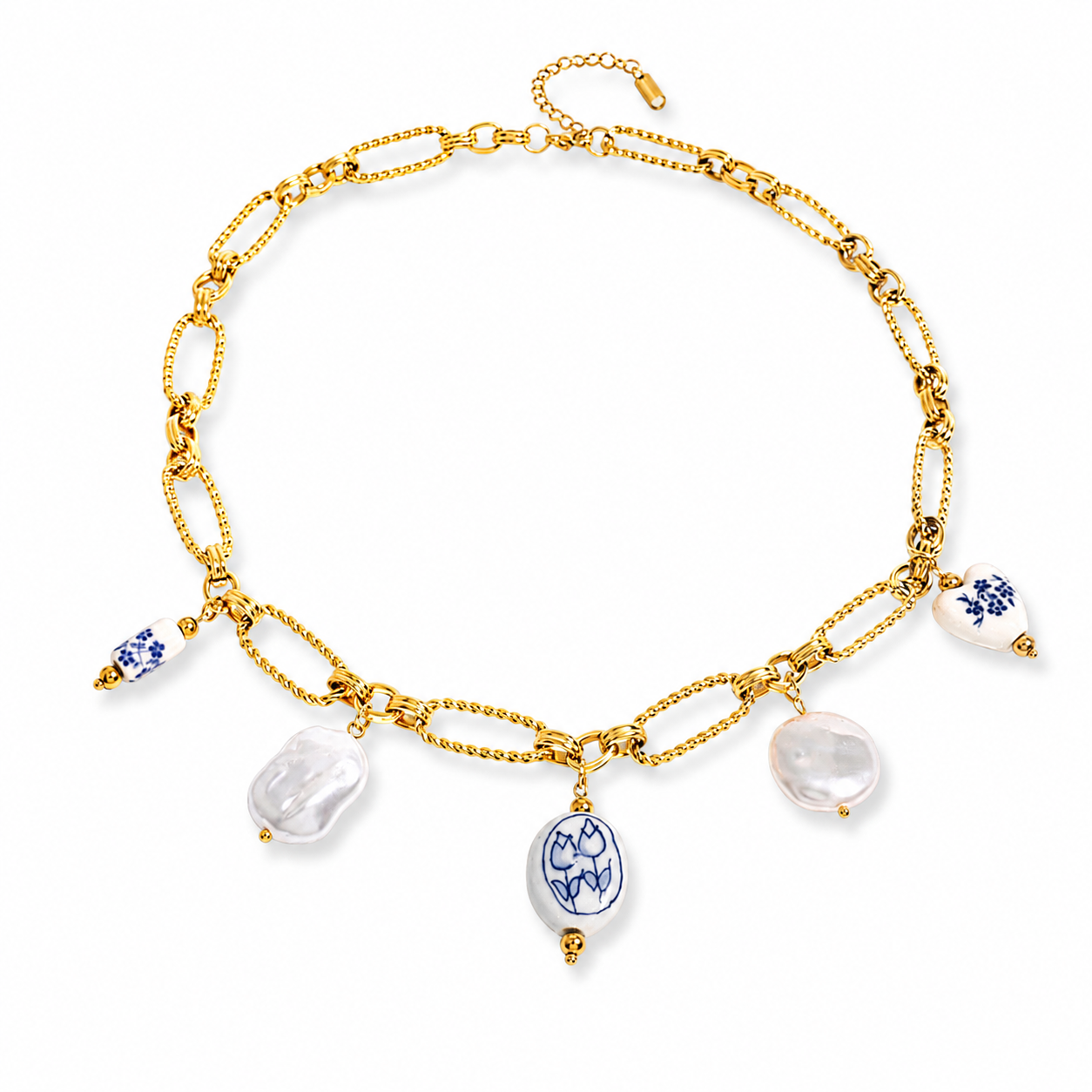 Gleaming pearl necklace