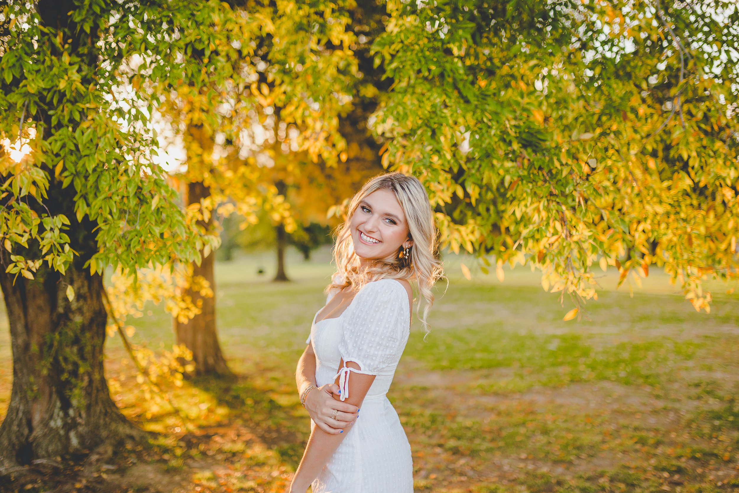Emma_Fall_Senior (181 of 205).jpg