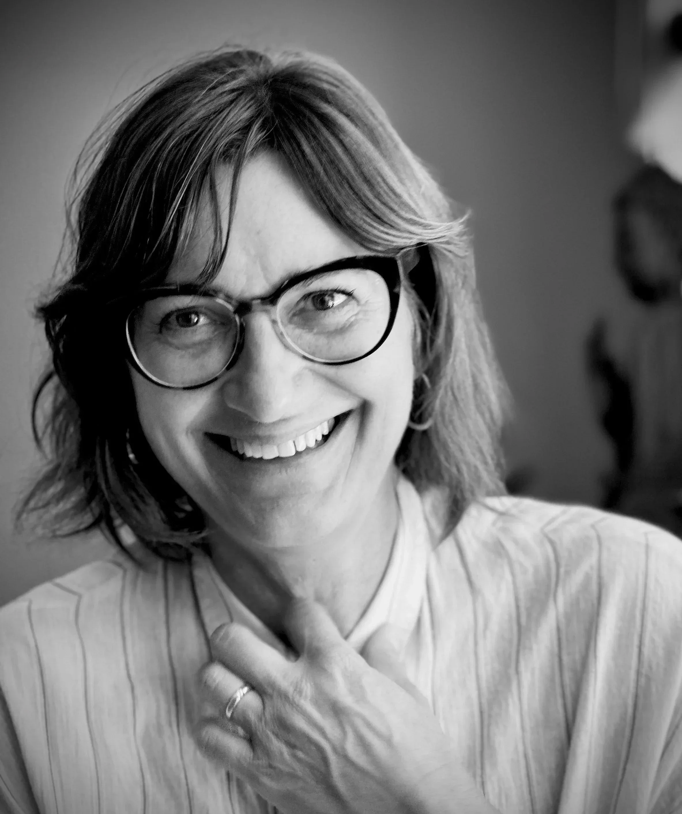 Porträt von Katerina Gnehm, KomplementärTherapeutin OdA KT in Zürich.