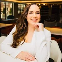 Episode 7. Expanding Your Edges and How to Shift Your Vibe When You Hit a Sh*t Storm with Kelly Lynn Adams