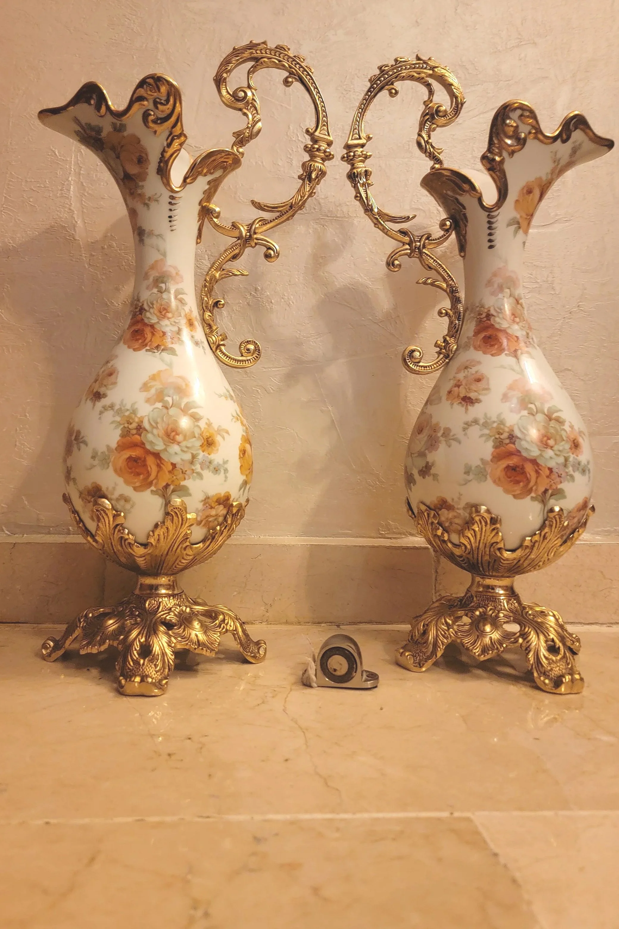 2+vases.jpg