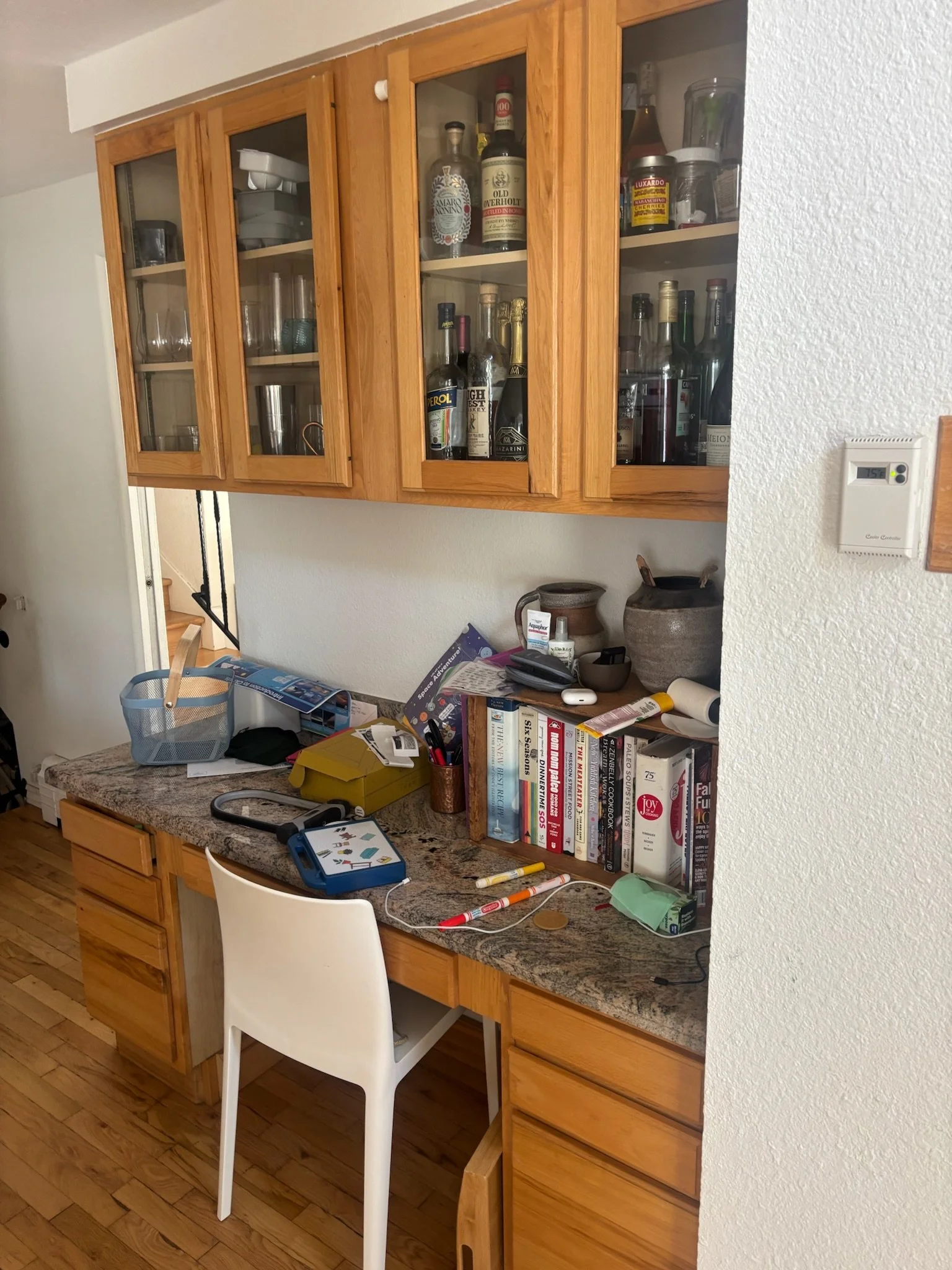 4035CodyDeskBefore.JPG