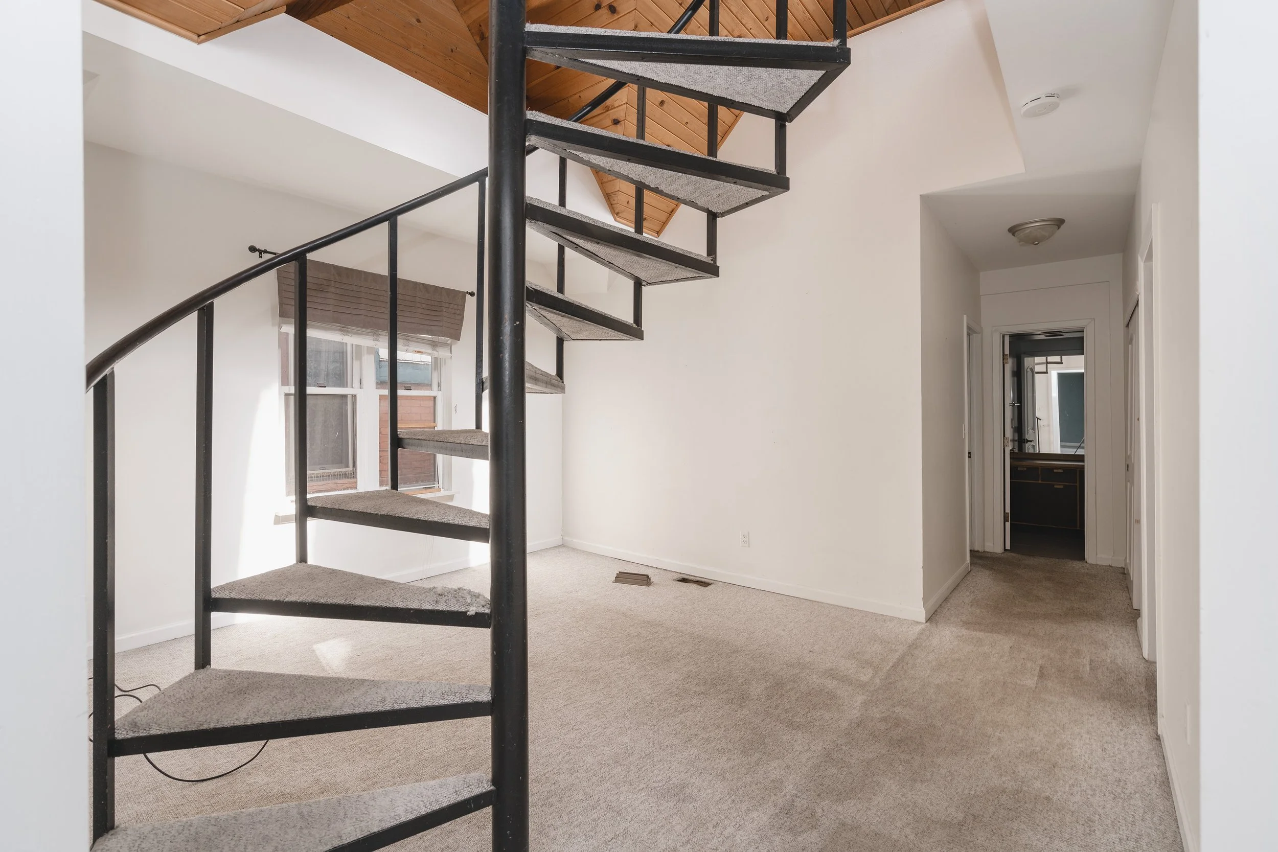 234w2ndloftbefore.jpg