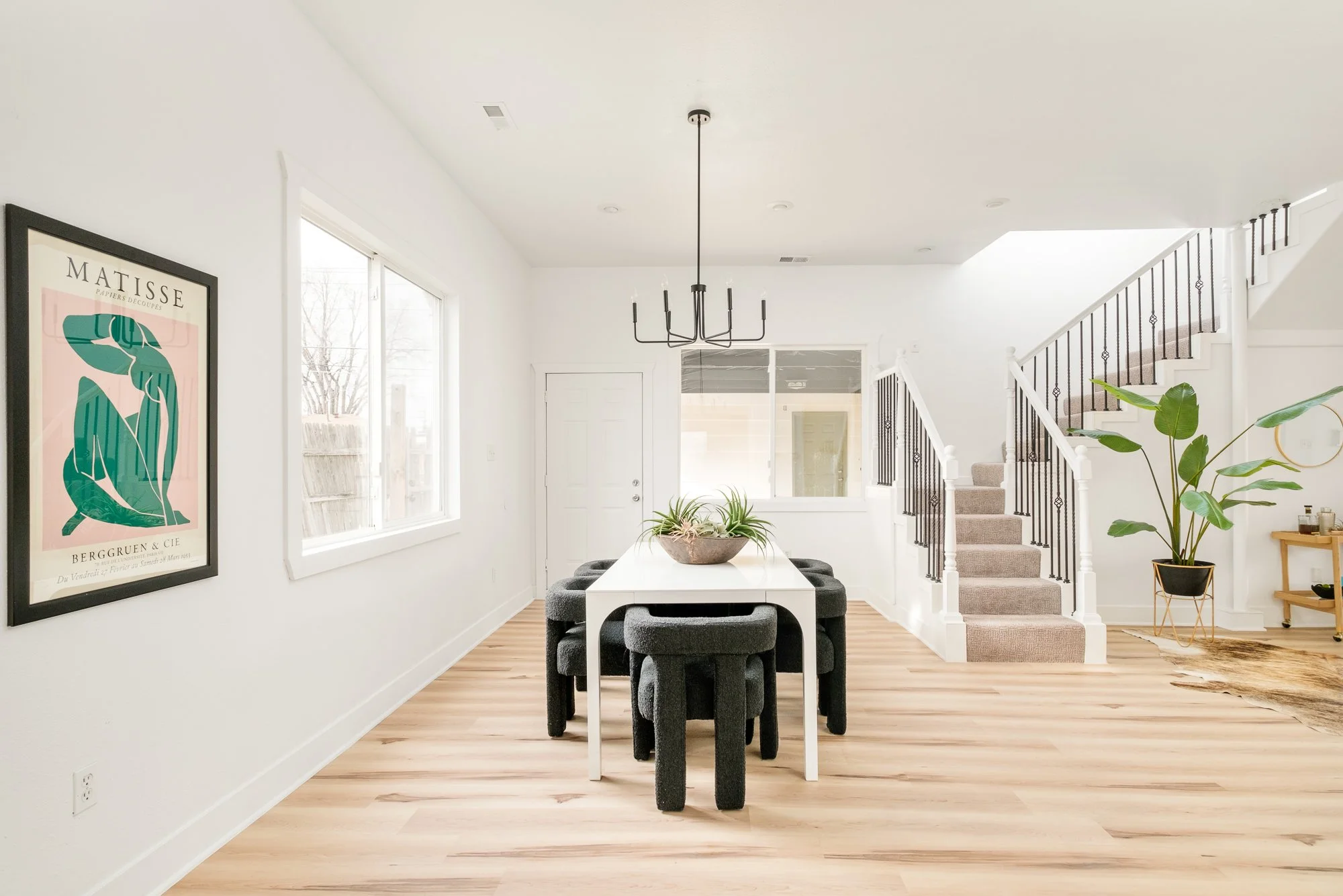 2825 Olive St-11.jpg