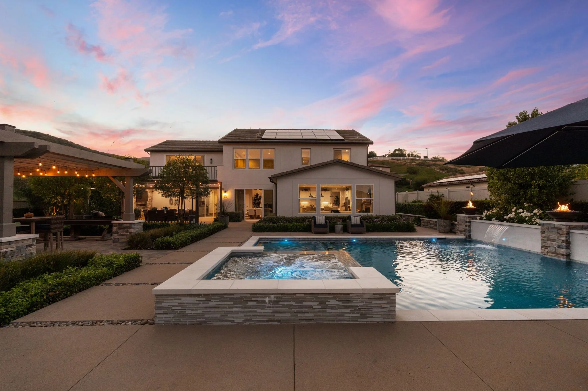 mls_A9M_015_21509 Wilgen Rd.jpg