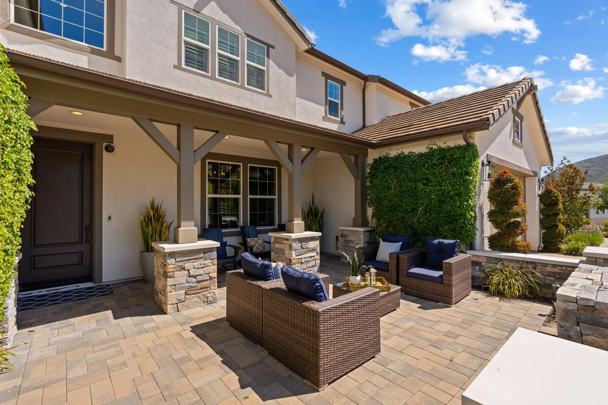 mls_A9M_043_21509 Wilgen Rd.jpg