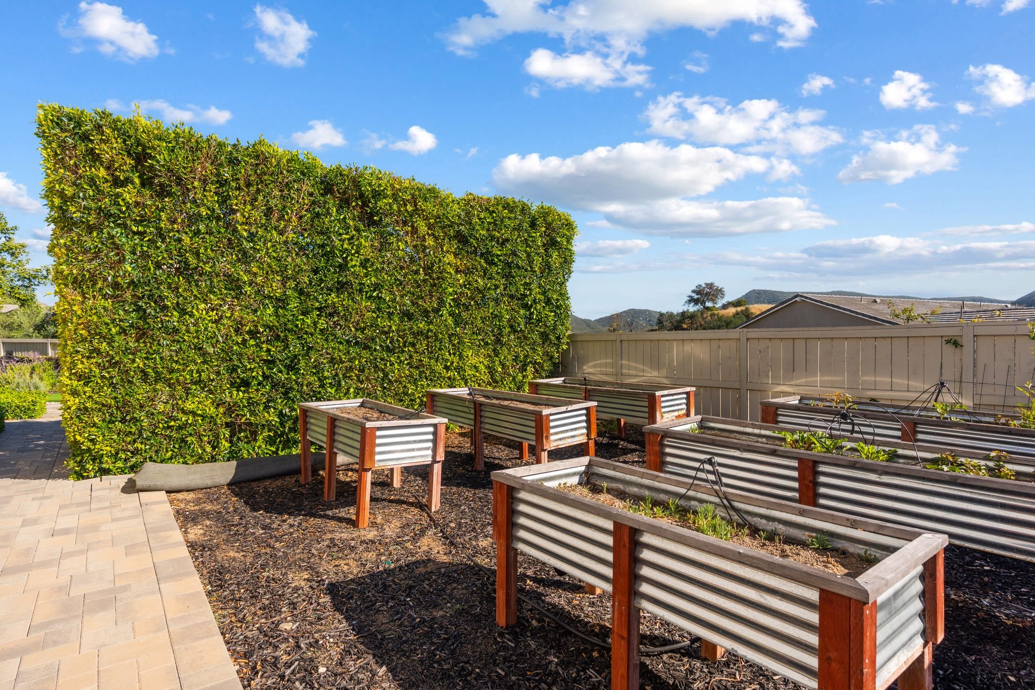 mls_A9M_122_21509 Wilgen Rd.jpg