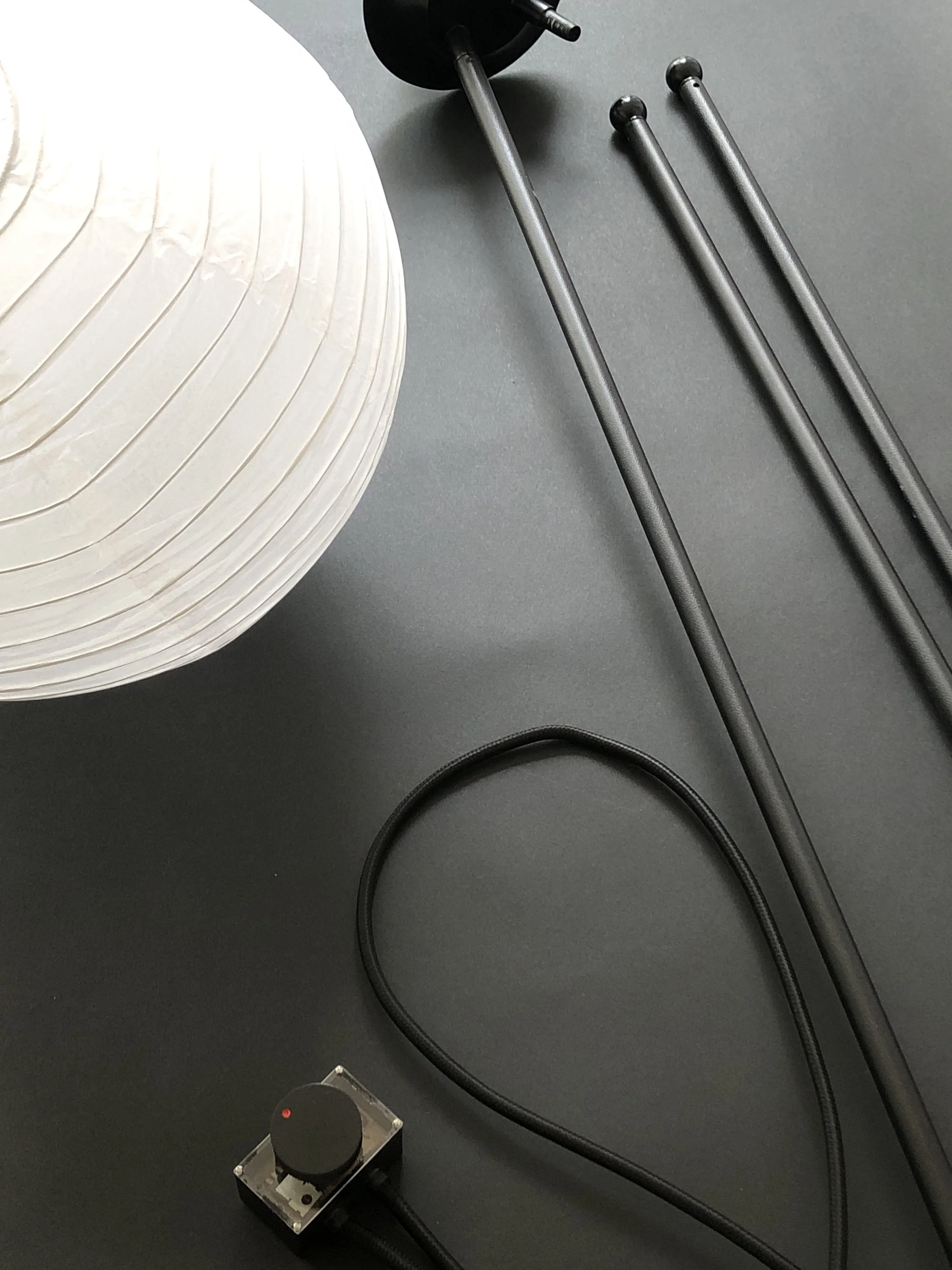Hansei standing lamp