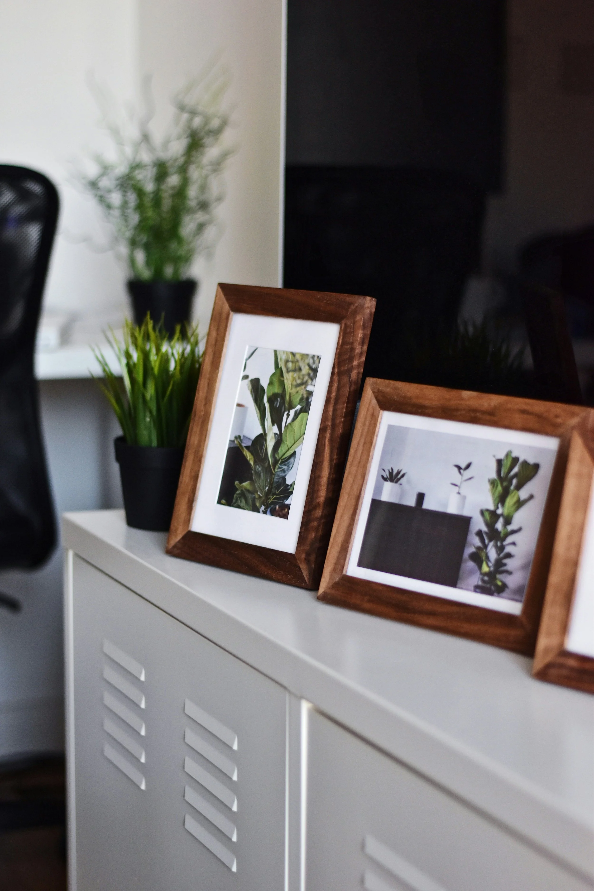 CUSTOM ART FRAMING
