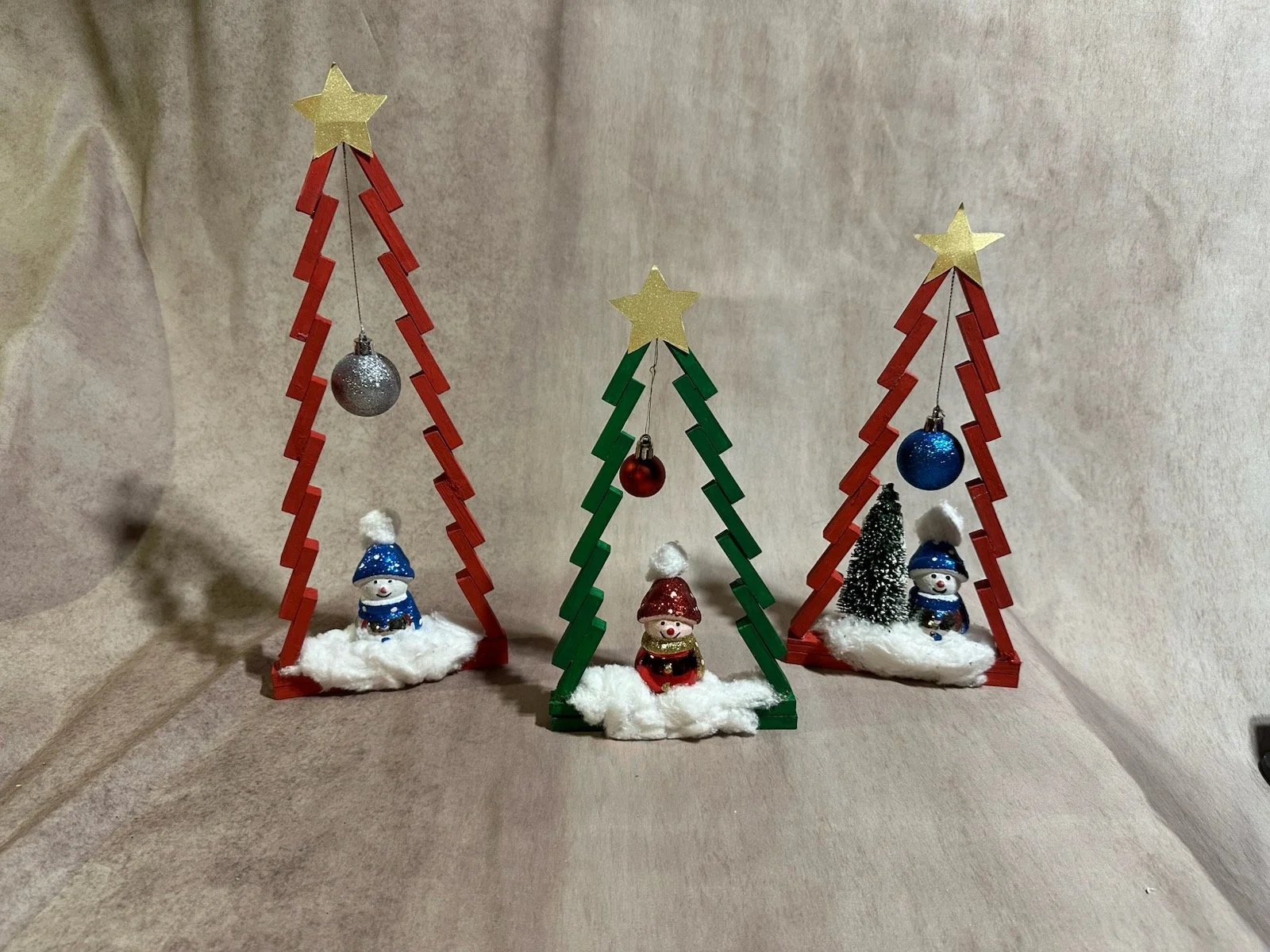 Christmas Decor: Christmas Trees