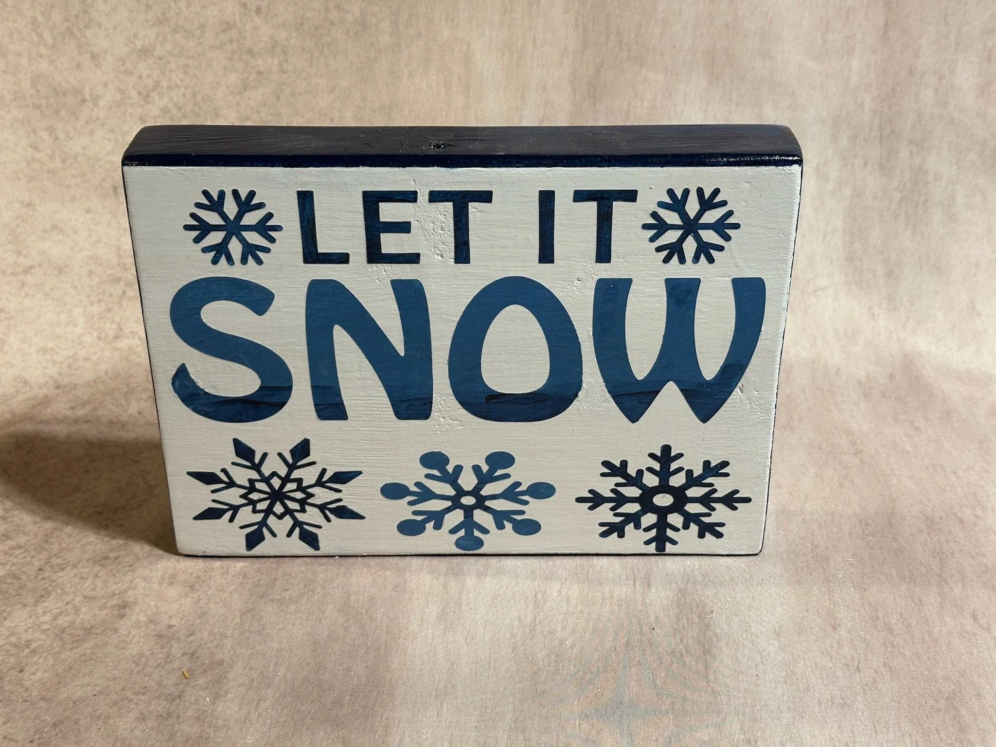 Christmas Decor: Let it snow