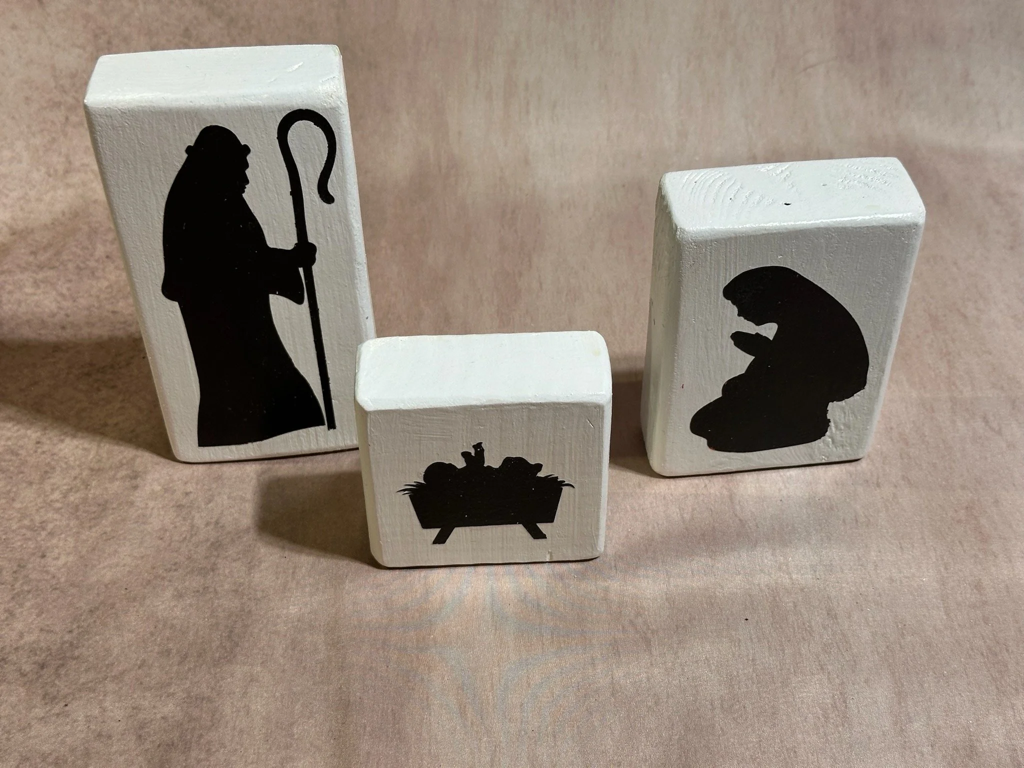 Christmas Decor: Mary Joseph and Baby Jesus