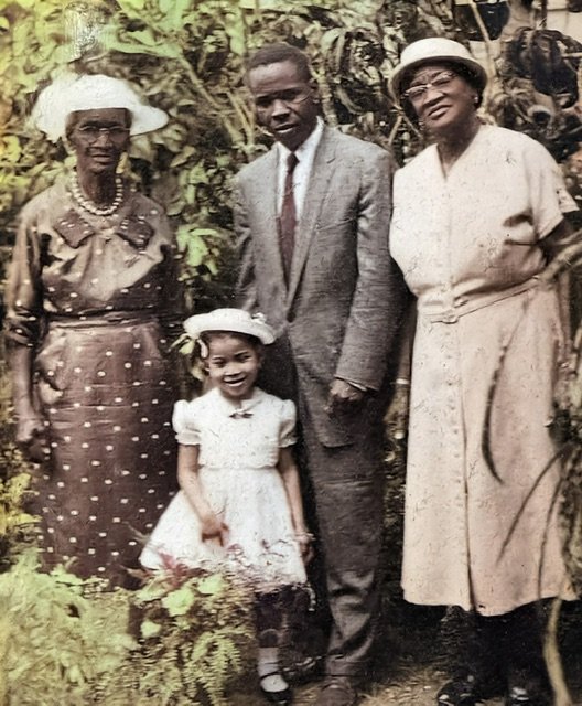 FamPicColor.JPG