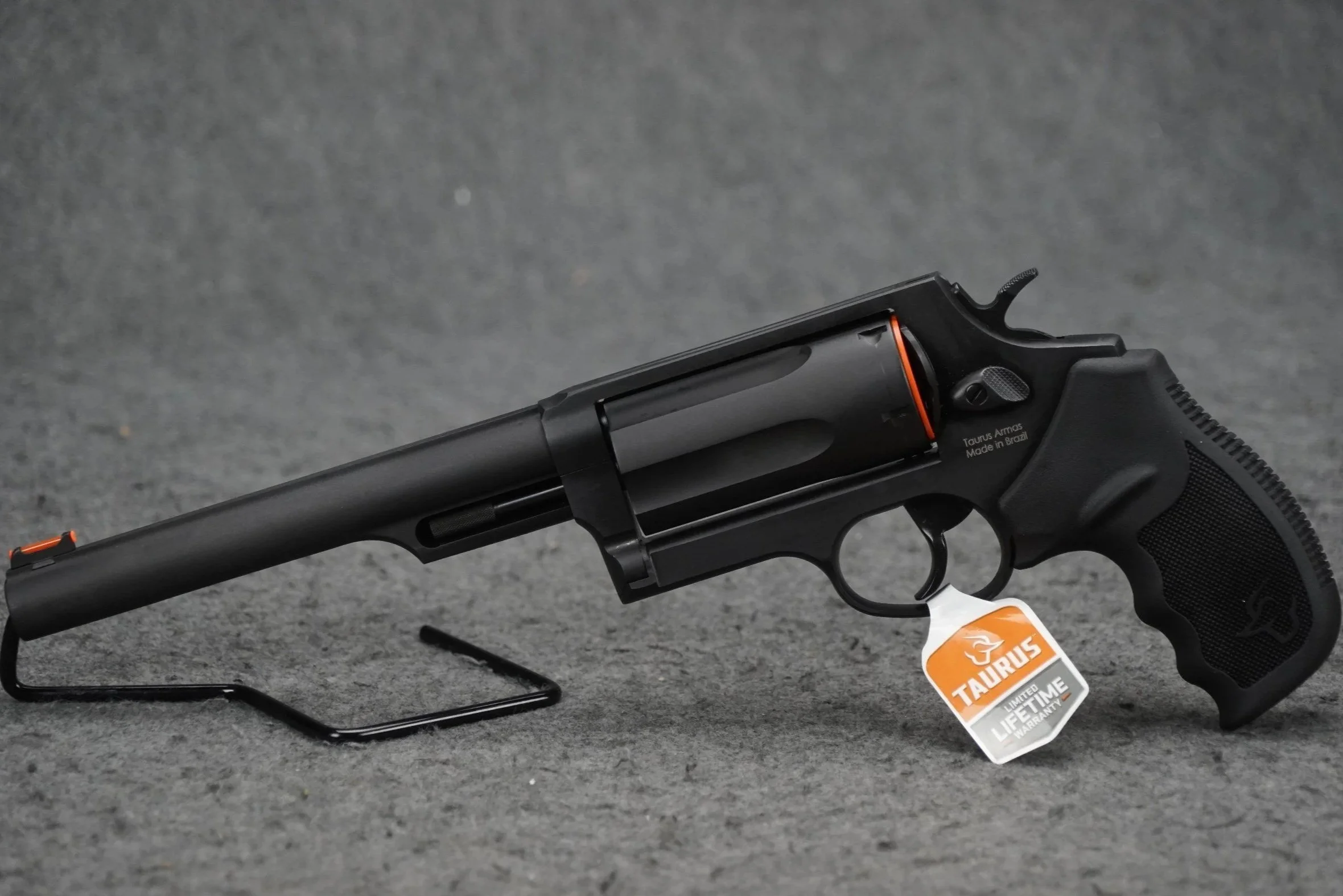 Taurus-Judge-Magnum-45-LC-410-6-5-Barrel_102044746_120155_88AC0175321F7C38.jpg