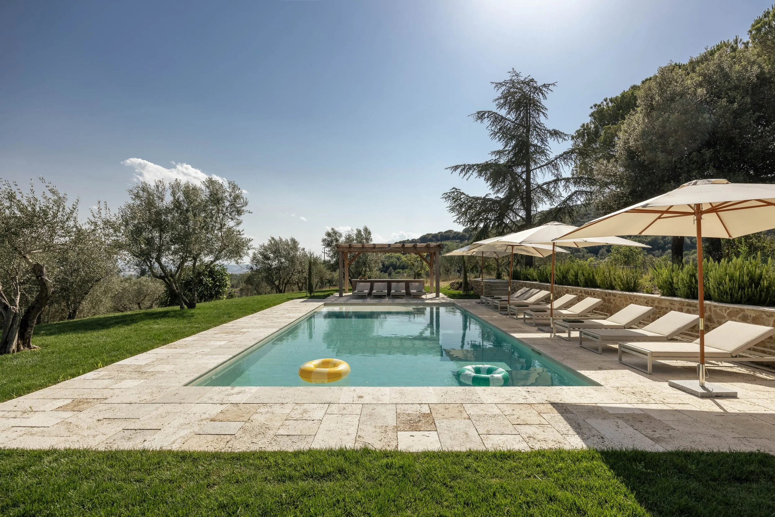 STYLING - VILLA PETROIO, MONTALCINO