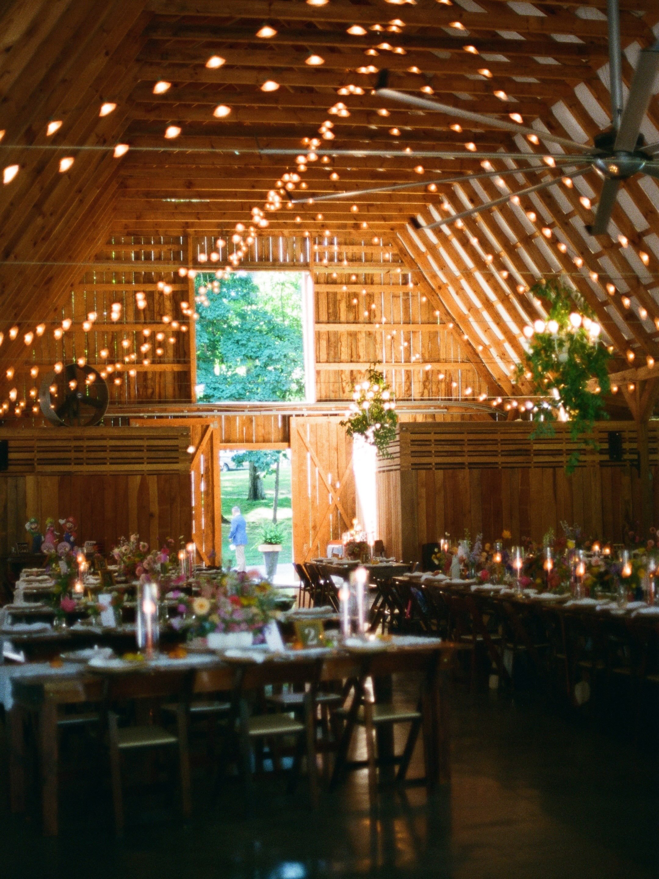 Film from Dixy&rsquo;s wedding in June. 

I couldn&rsquo;t have done this one without my super talented freelancer team @hannah.foust.eng @soph_baker26 and @mckenna.hoag ❤️

Flowers from @napping_cat_ff @sevierblumen and @creeksideflowerfarm for this