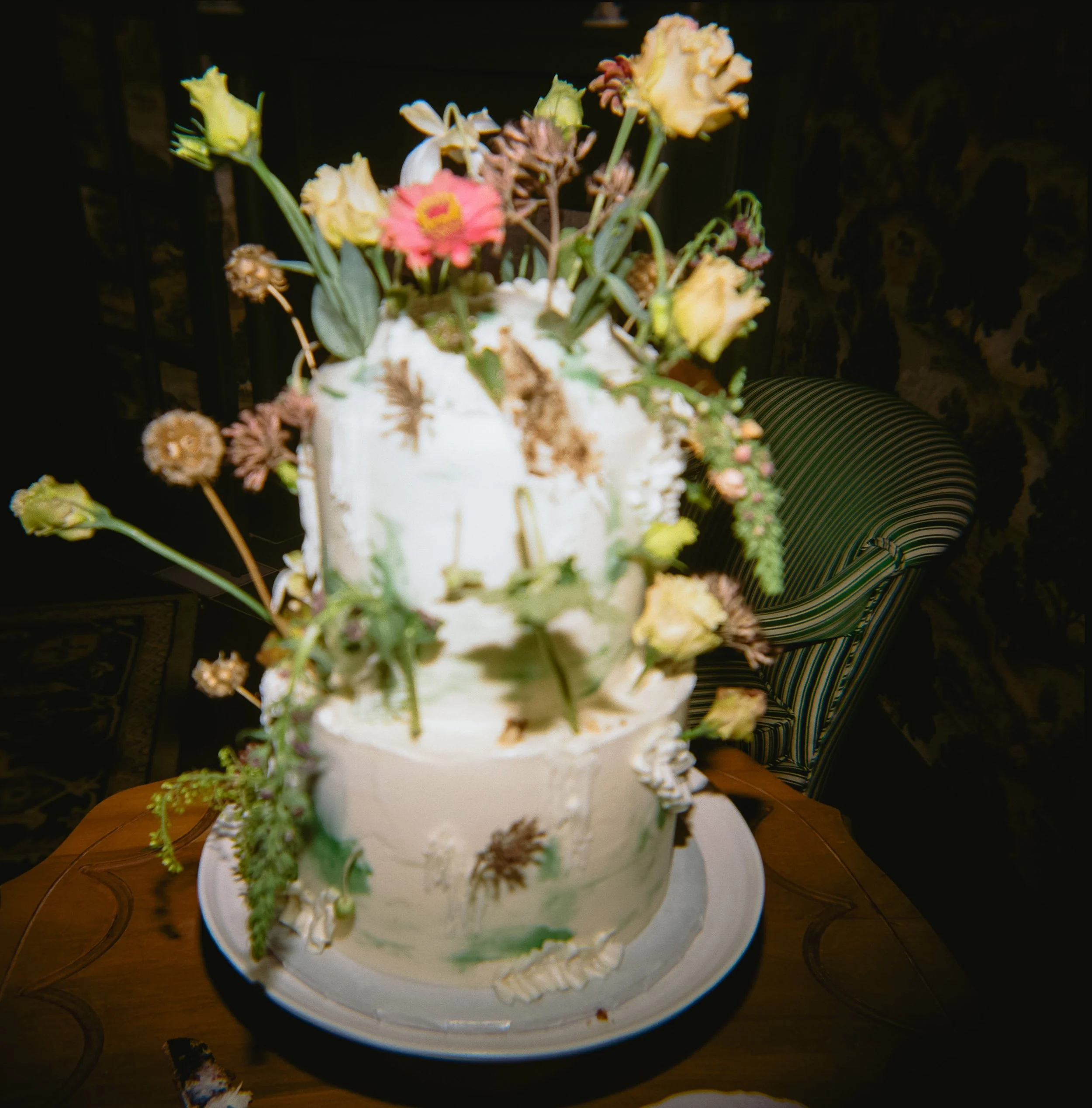 heirloom-romance-styled-shoot-couple-tori-lynne-photography-278.jpg