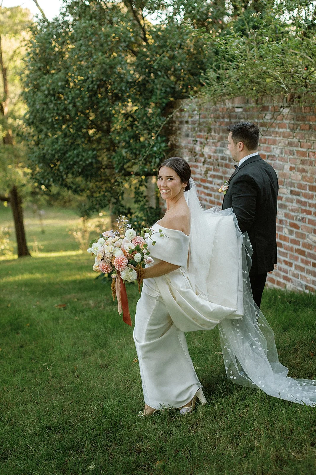 riley-david-wedding-maple-grove-estate-knoxville-bride-groom-tori-lynne-photography-31.jpg
