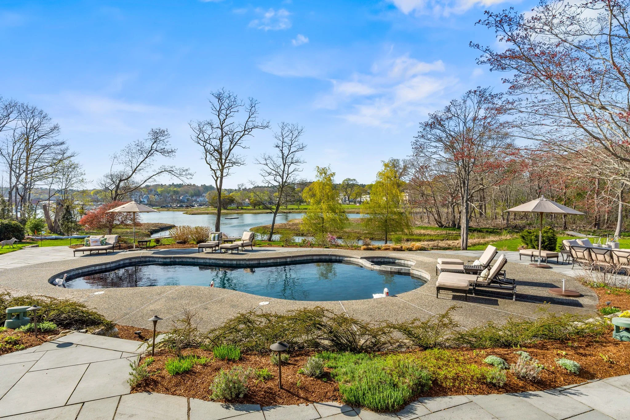 189-web-or-mls-Spring_EXT_47.jpg