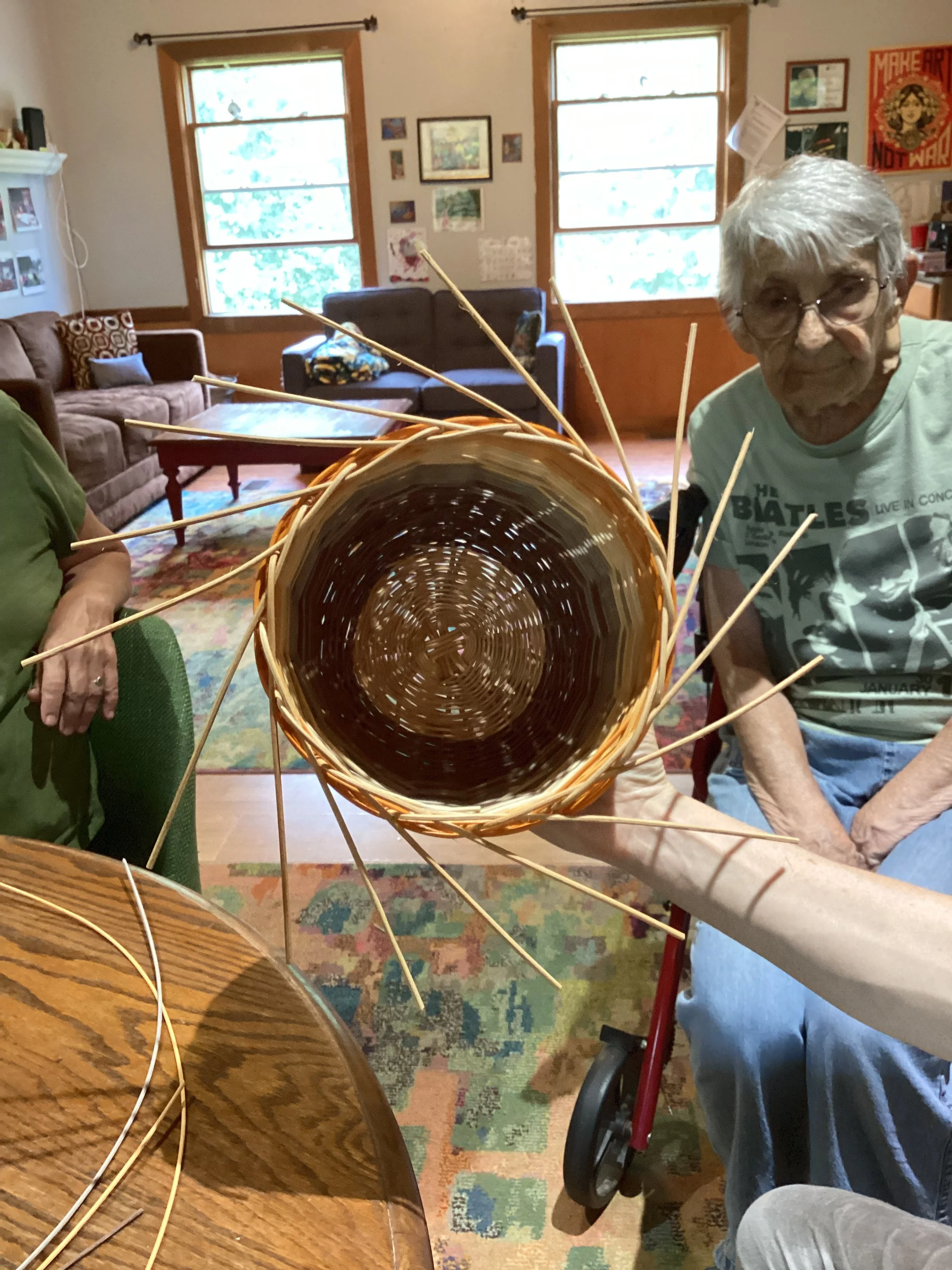 Basketweaving class with Carol and Laurie Ross