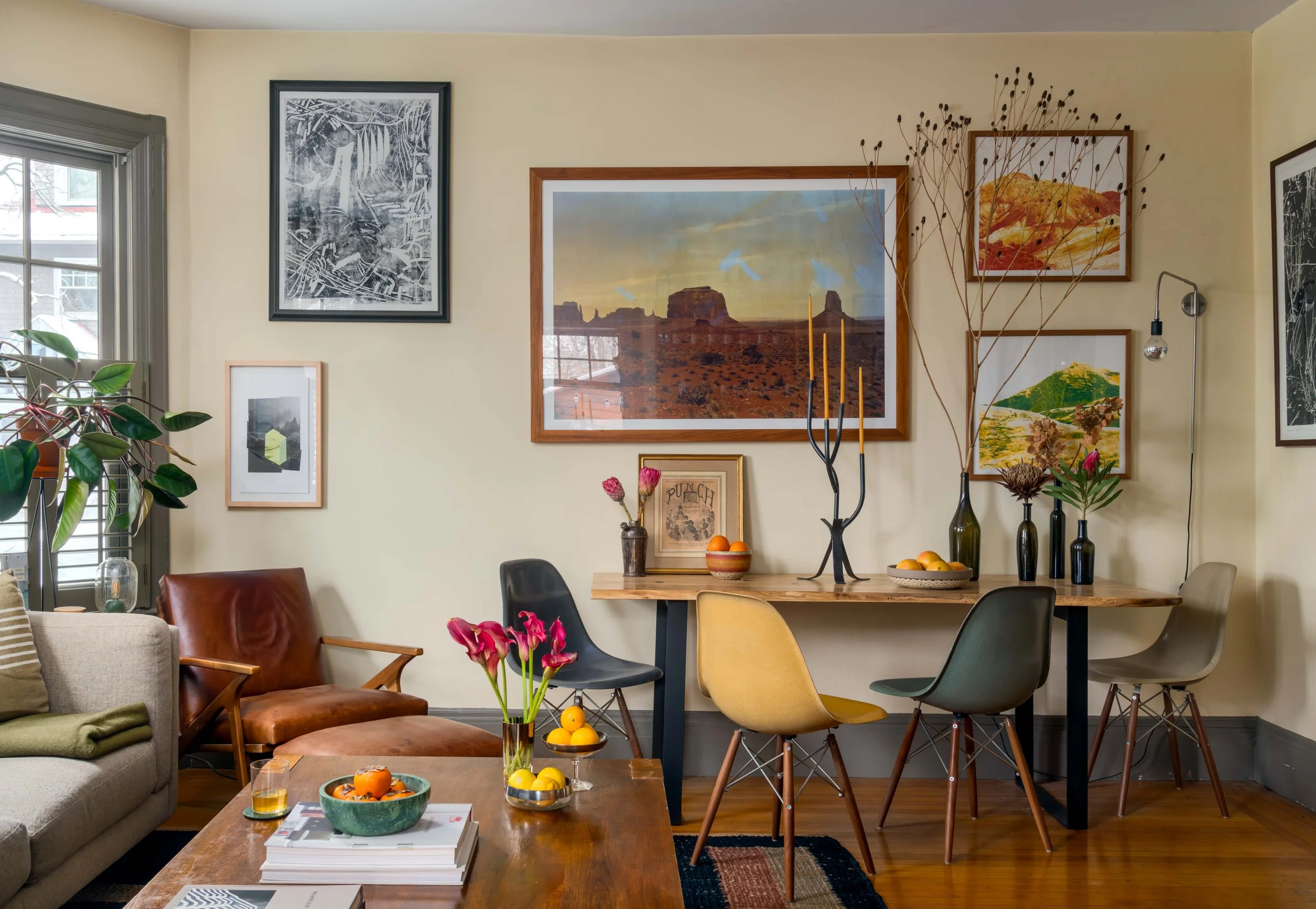   Hothouse Apartment      I   A restrained renovation integrates living spaces with a love of plants