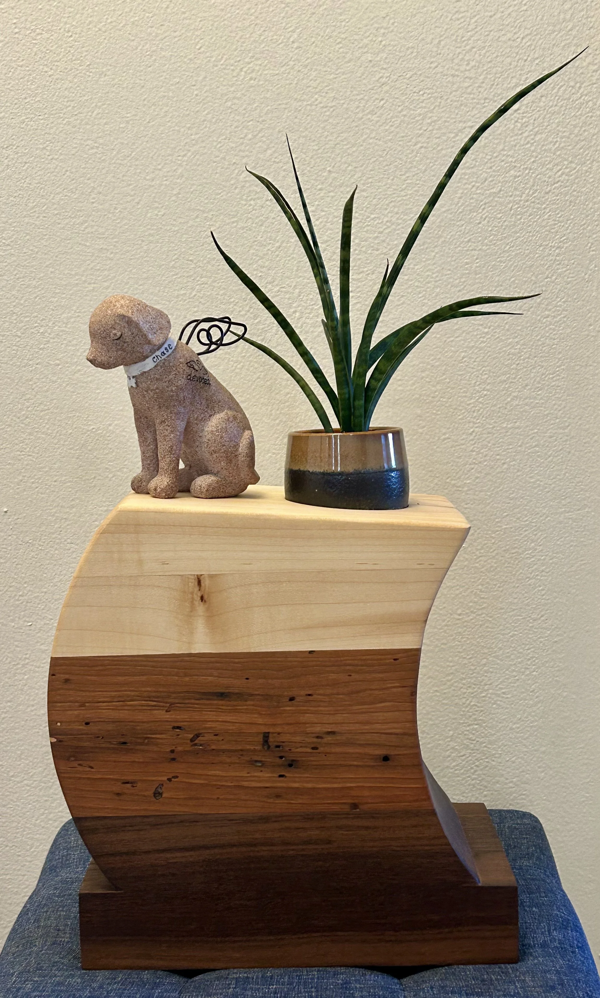 Curved Urn with a plant/candle holder