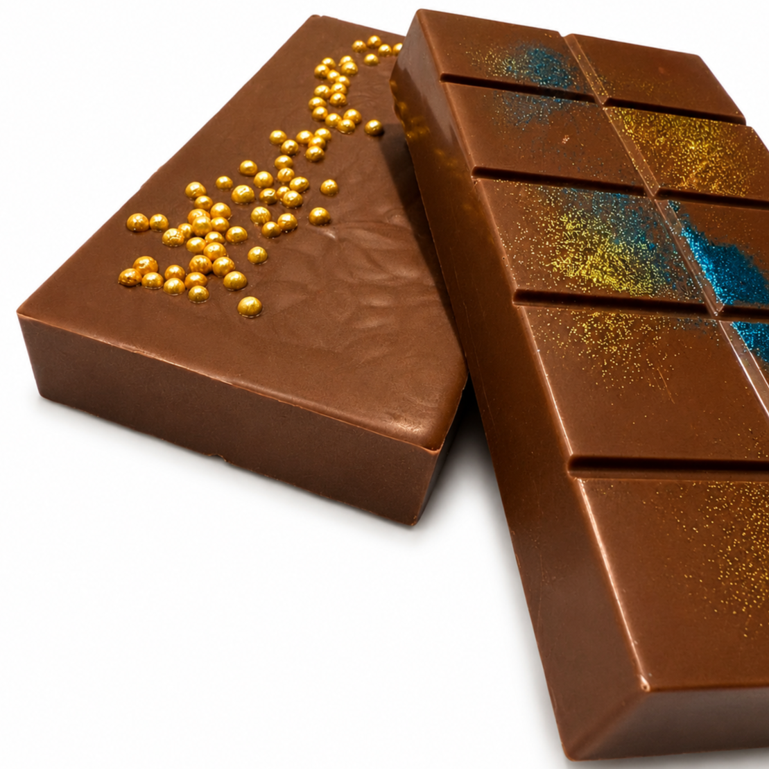Large caramel-filled Belgian milk chocolate bark, topped with gold sprinkles and coloured sparkles.