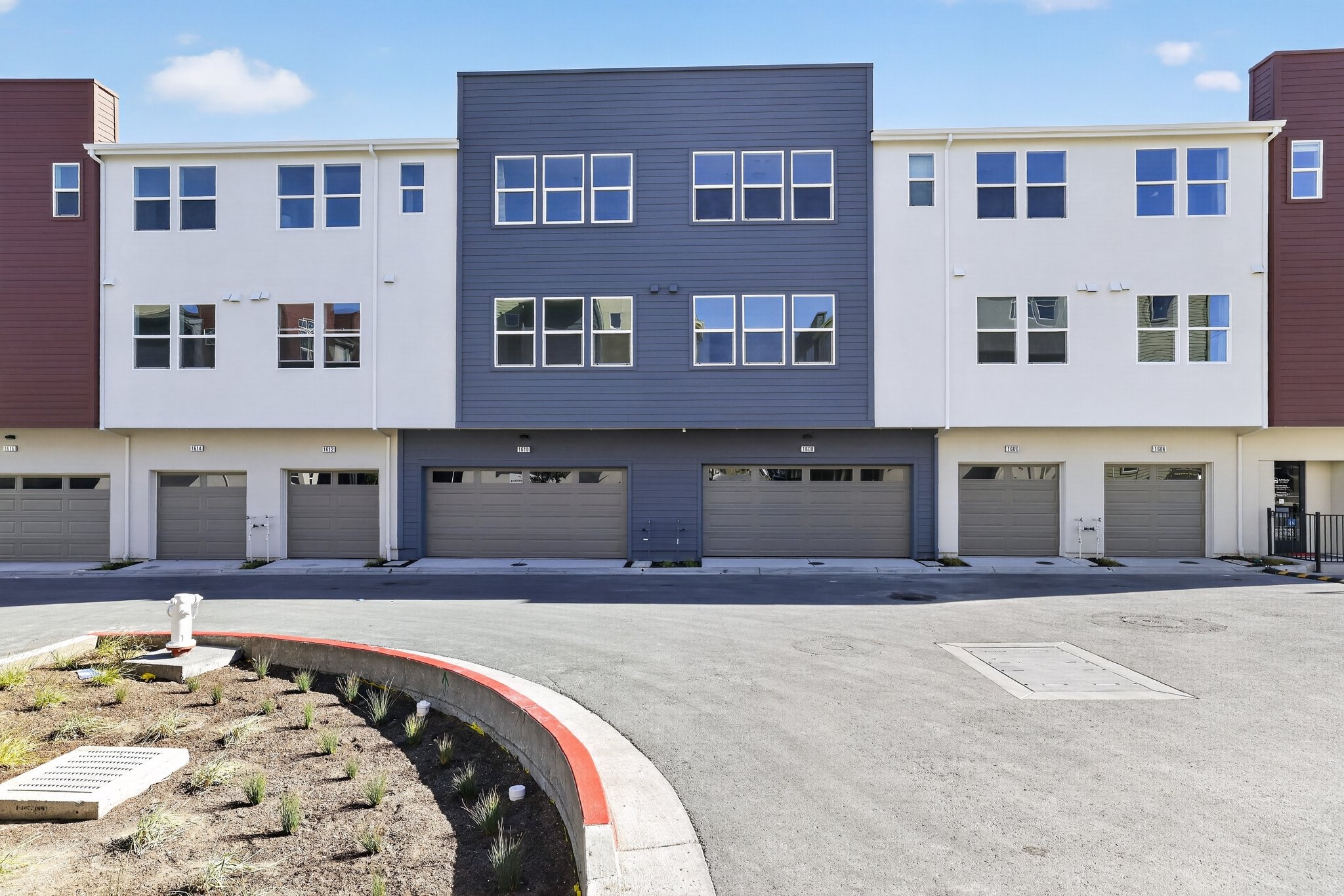 001_1602_Canyon_Dr-Exterior-6796.jpg