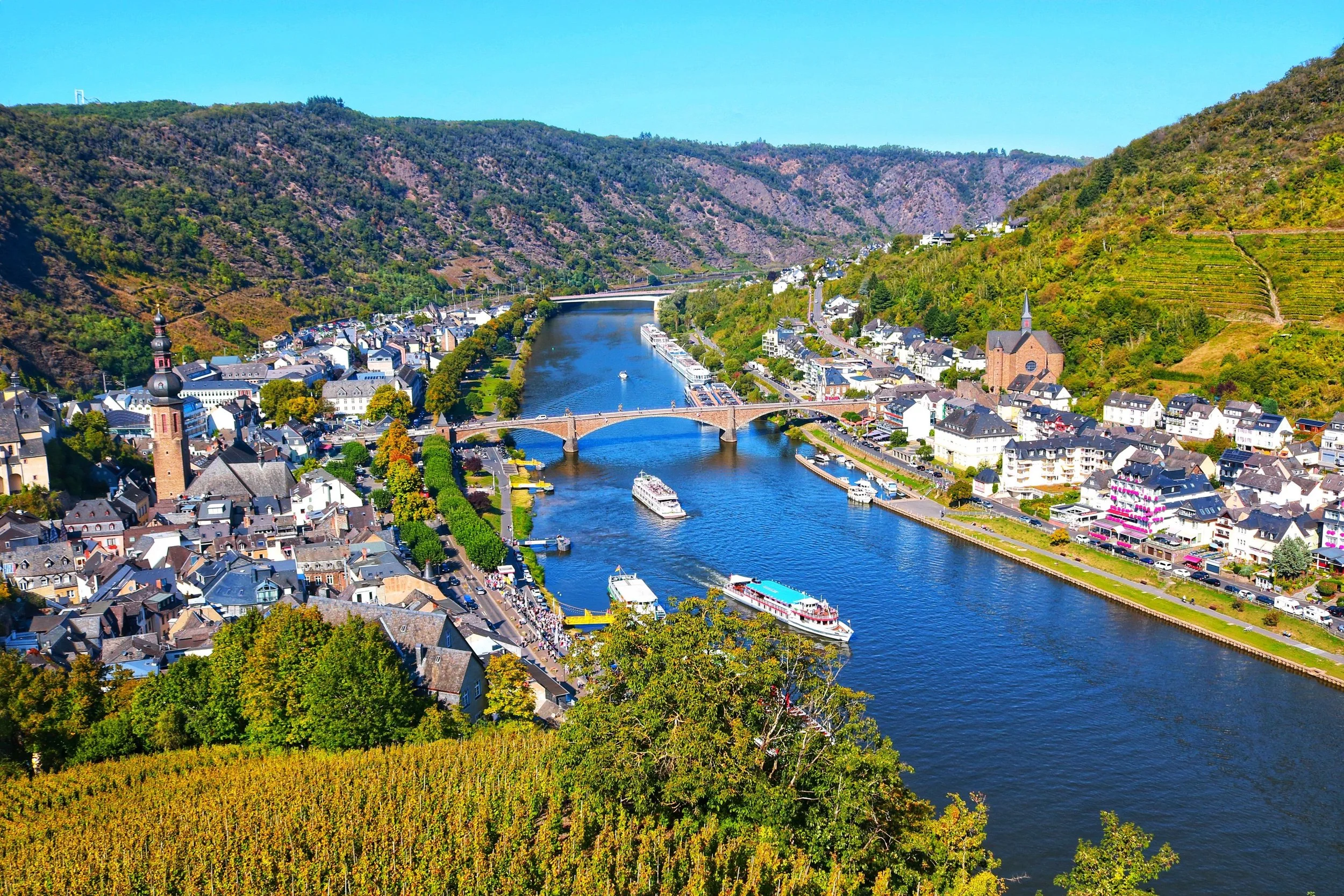 river cruise 2.jpg