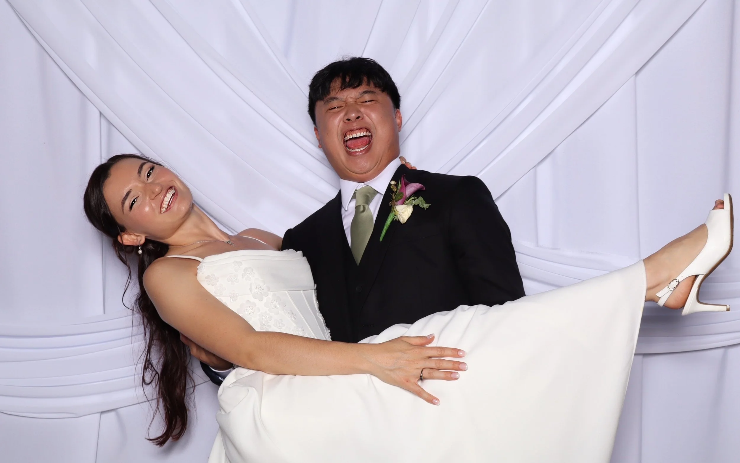 Chad_Danielle_Nishiokas_Wedding_0225_photo.jpeg