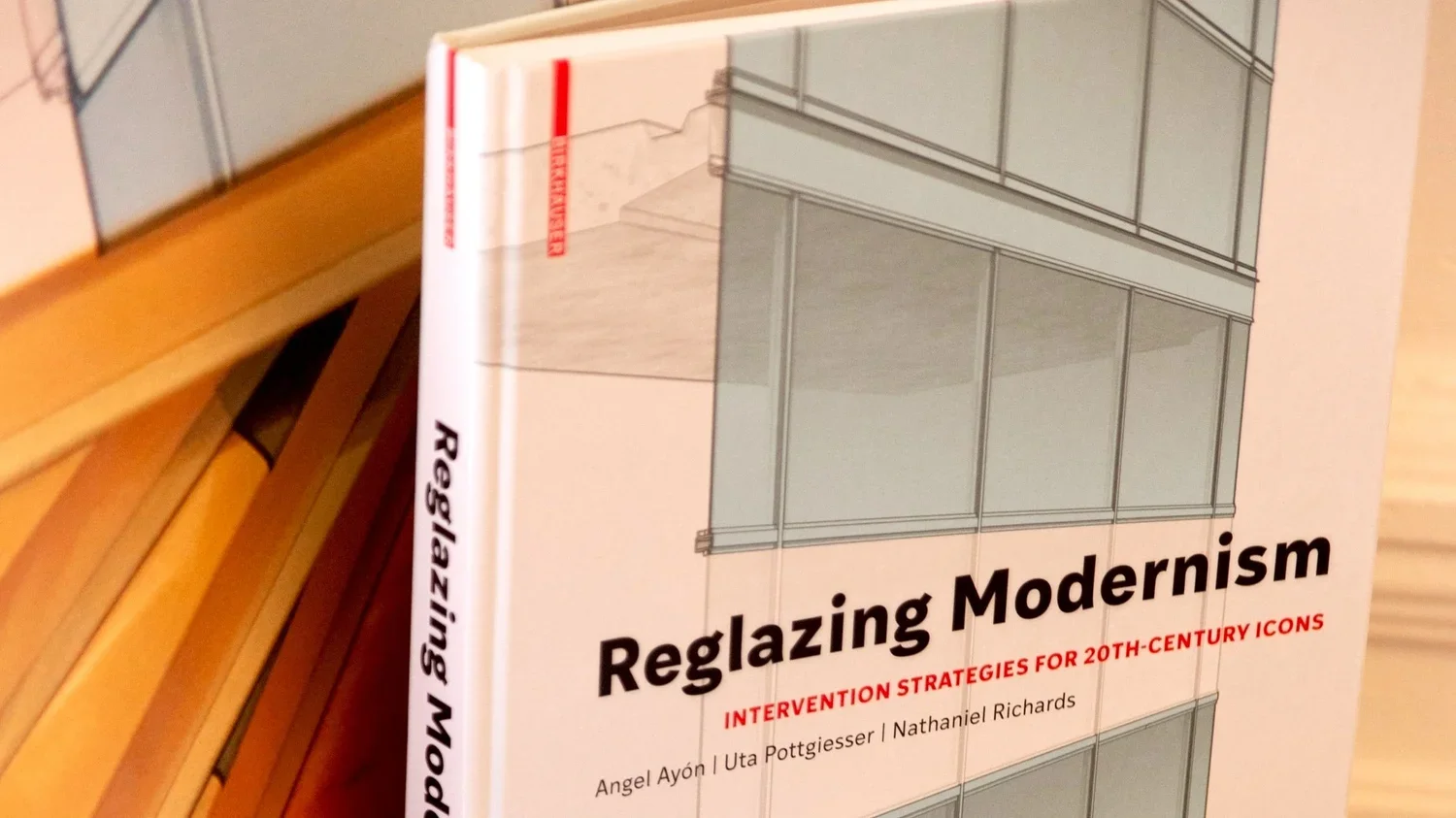 Docomomo_US publishes excerpt from Reglazing Modernism