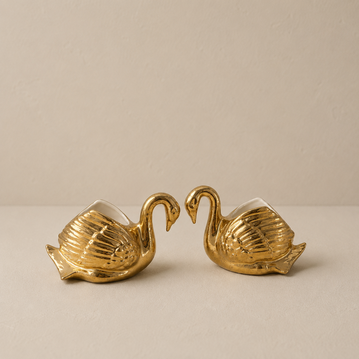 14k-gold-plated-swans-vintage.PNG