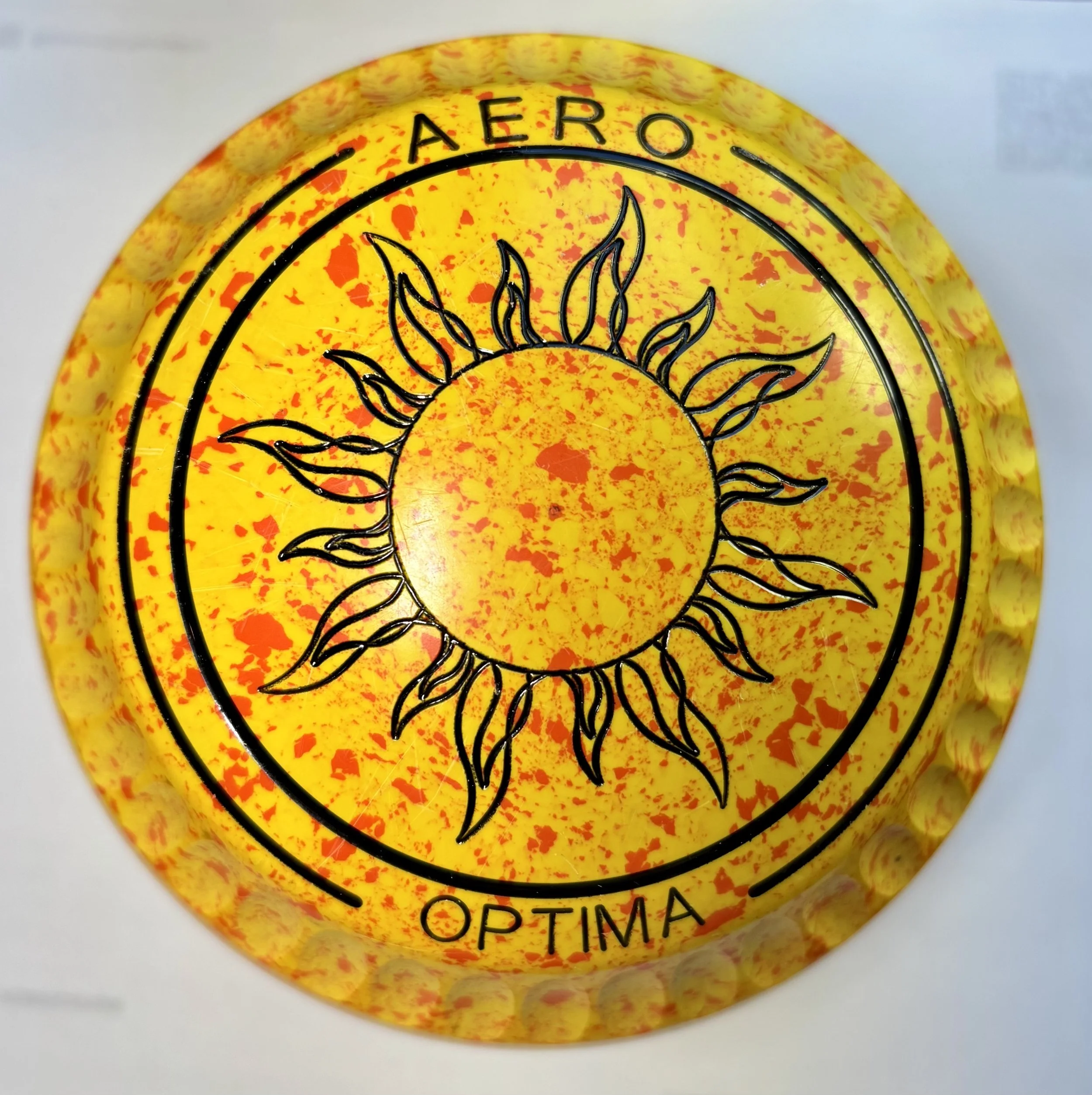 Aero Optima Size 3, Enhance Grip, Color Solar Flare, Gently Loved