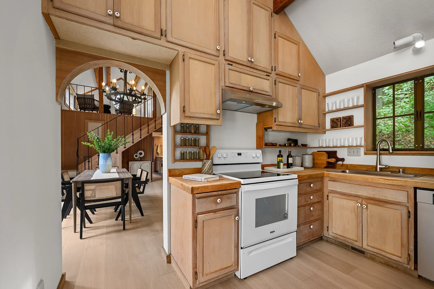 6760 Giovanetti Road -0023 EDIT.jpg