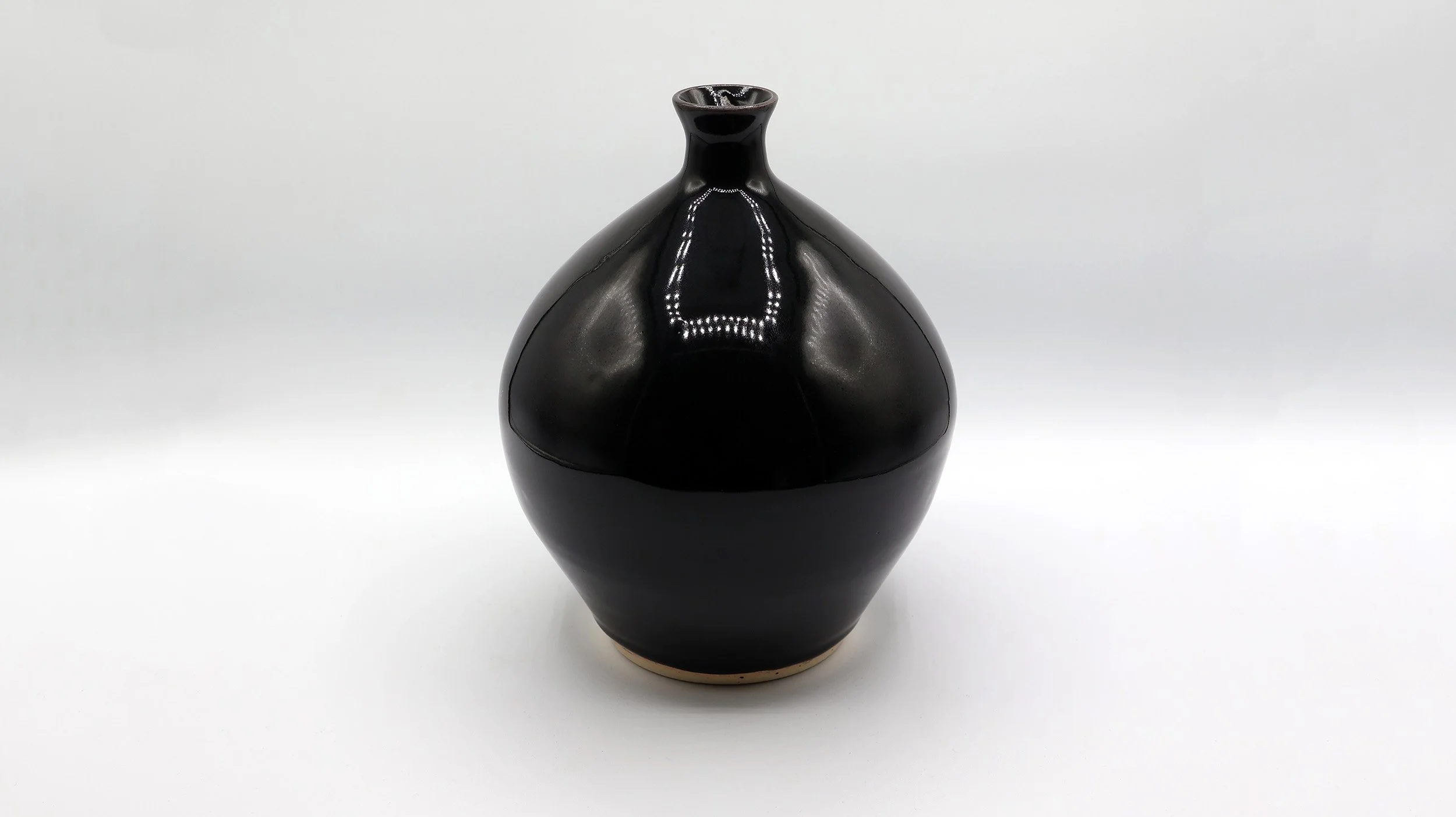 tall black above white.jpg