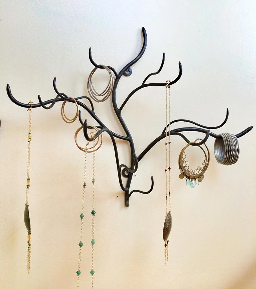 jewelrytree1.jpg
