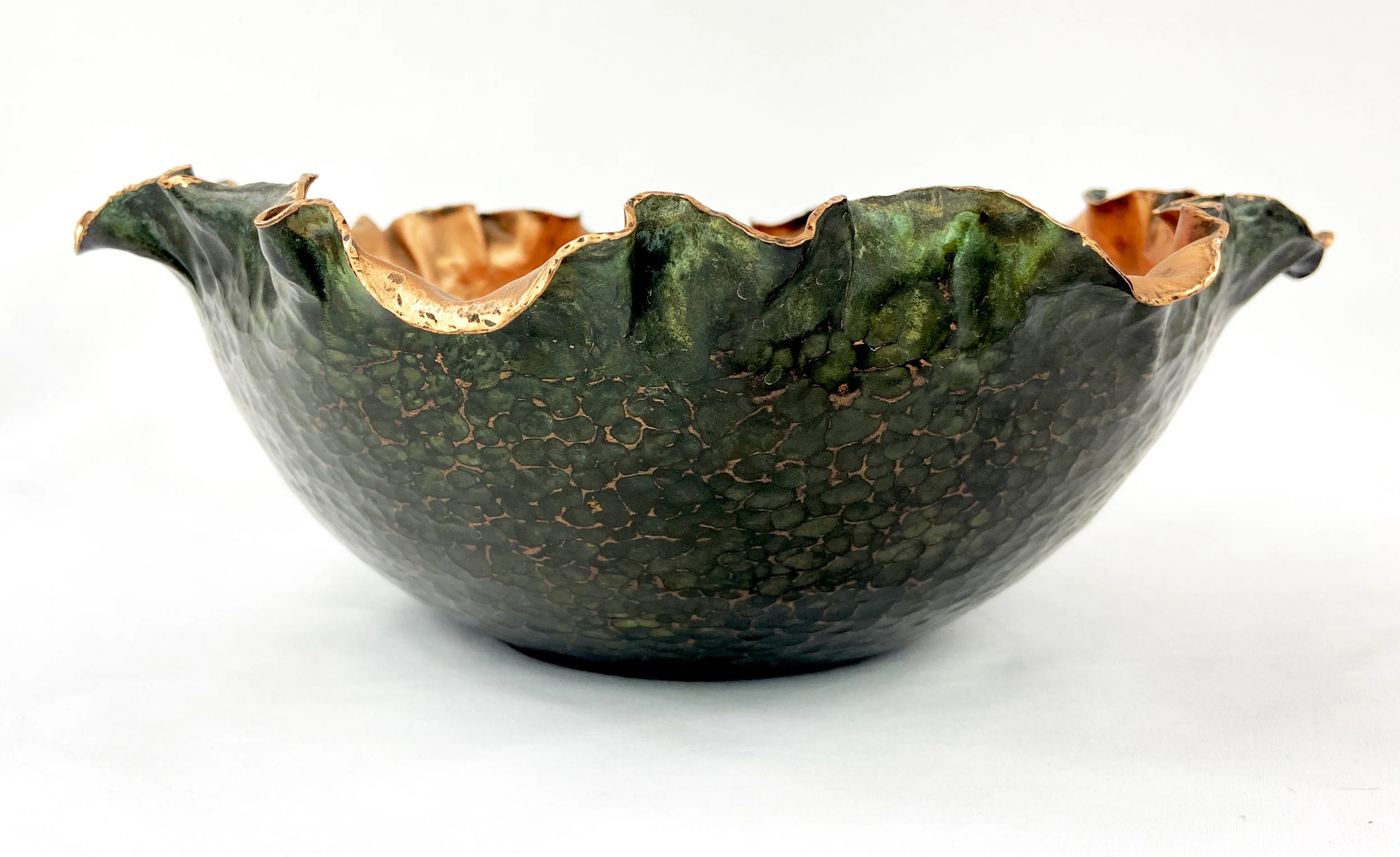 Hammered Copper Floral Serving Bowl (Green & Black, Medium)