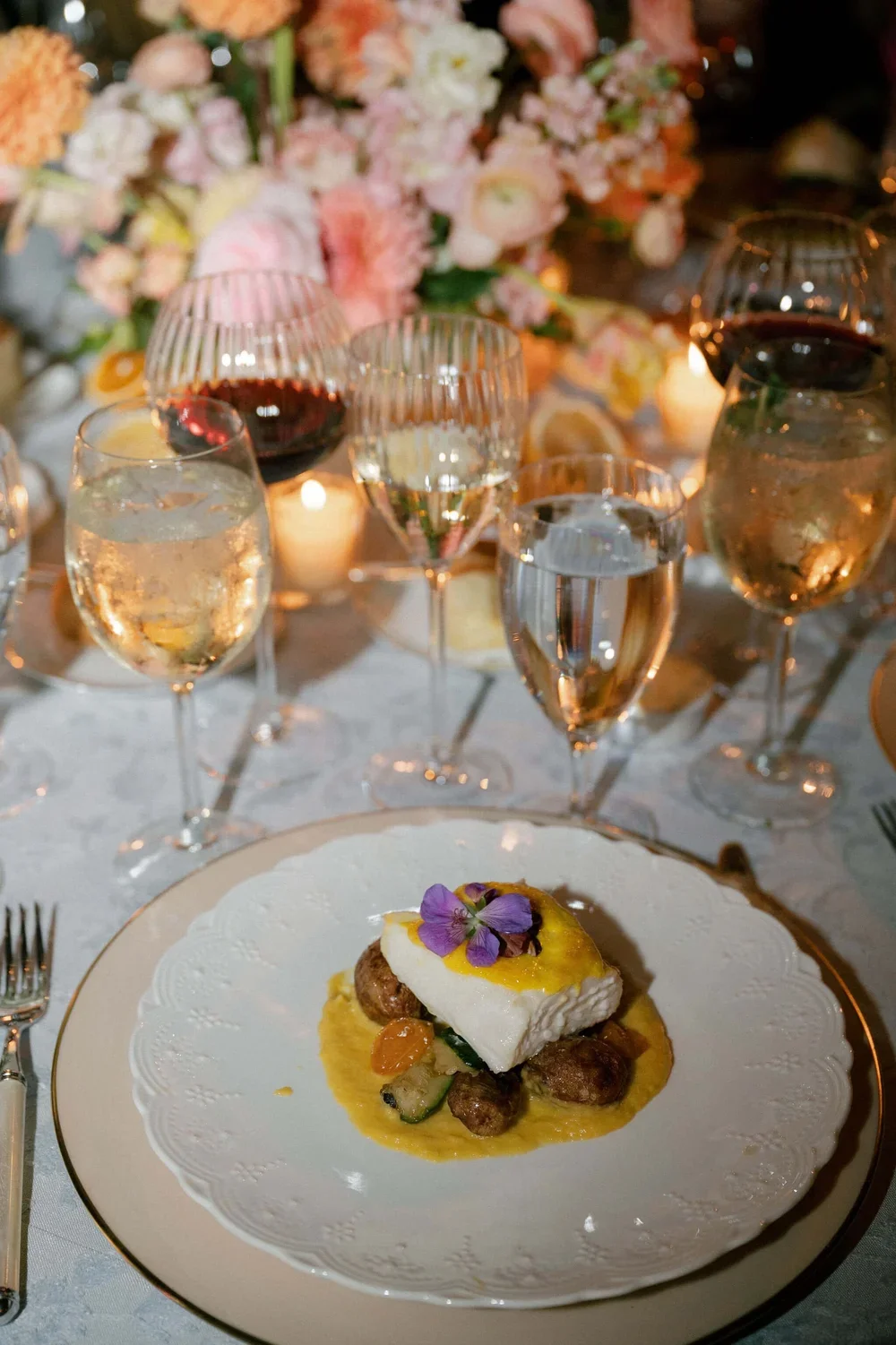 1858Kaitlyn-Matt(@twahphotography).webp