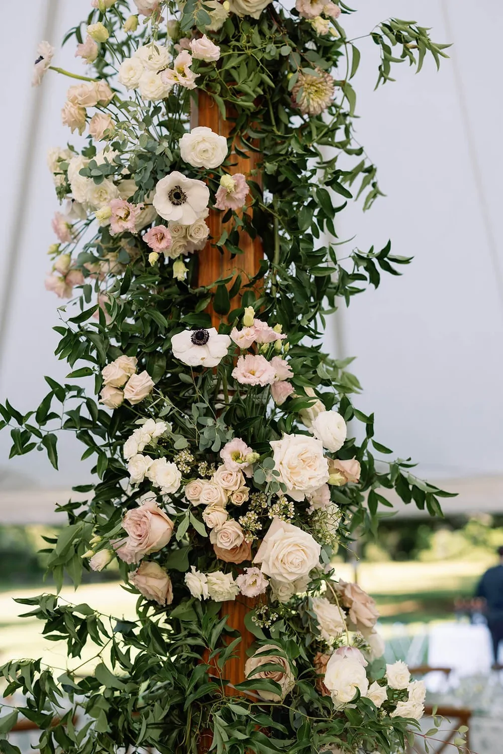2025_SaraPat_Wedding_MarkSpoonerPhoto_Masao_-0719.webp