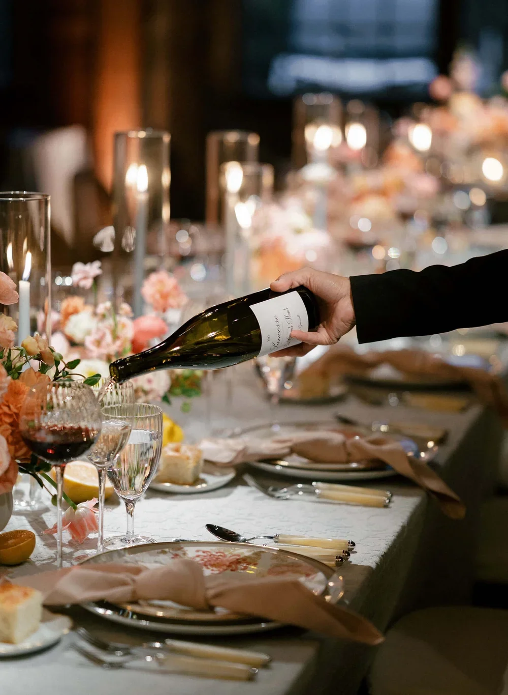 1673Kaitlyn-Matt(@twahphotography).webp